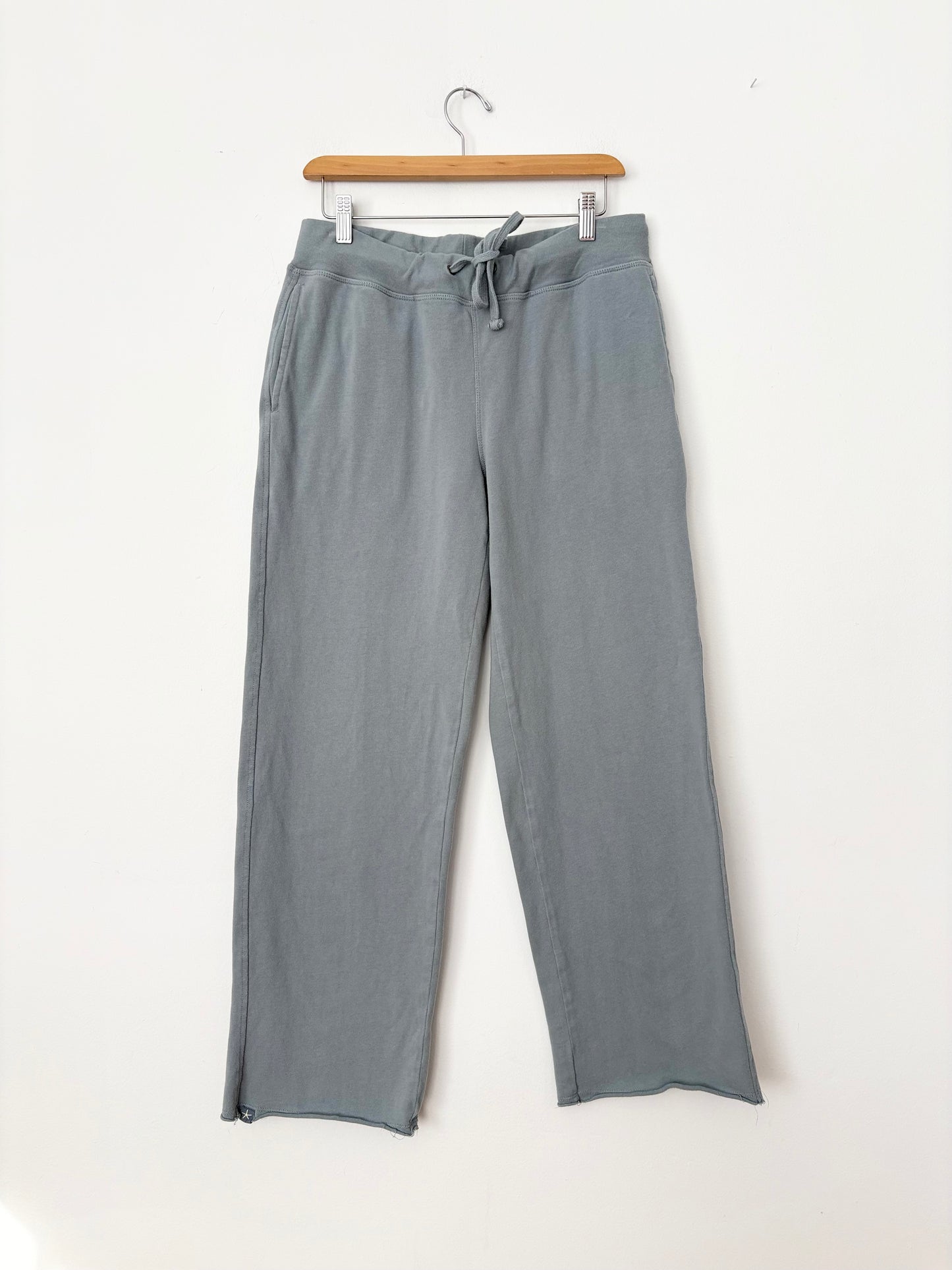 Barefoot Dreams wide leg sweatpants Medium
