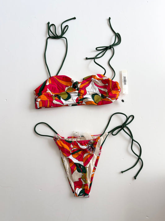 Devon Windsor Ryley top & Reign bottoms in floral Medium