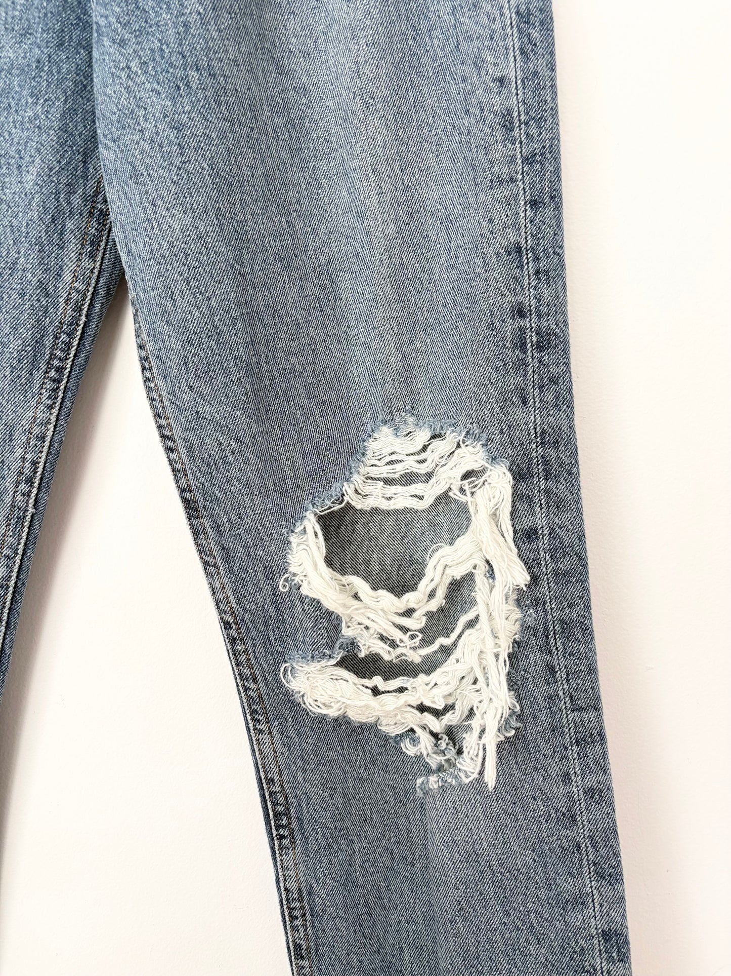 Agolde Lana distressed straight leg jeans W25/26