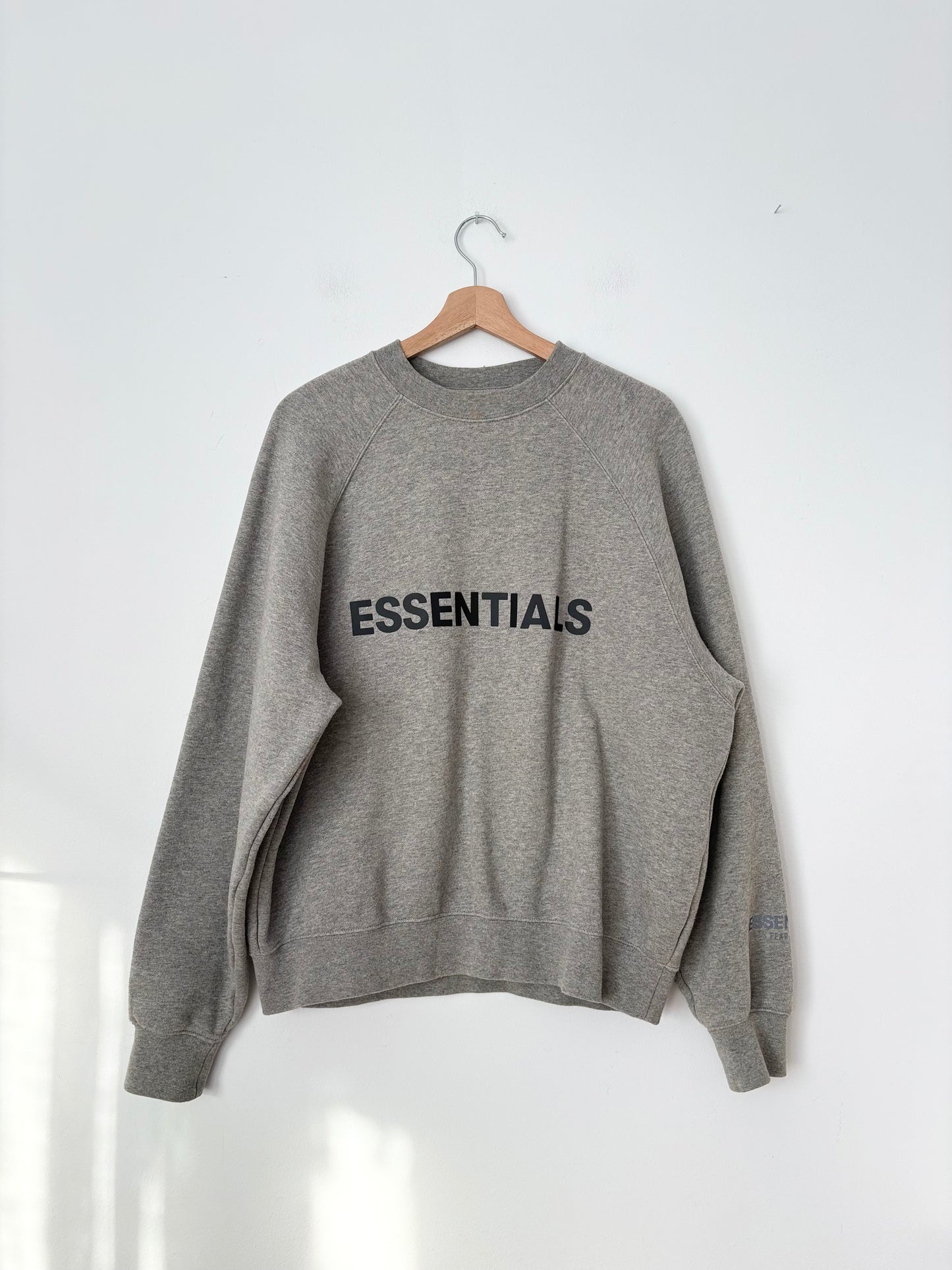 Fear of God Essentials Signature logo crewneck XS-M