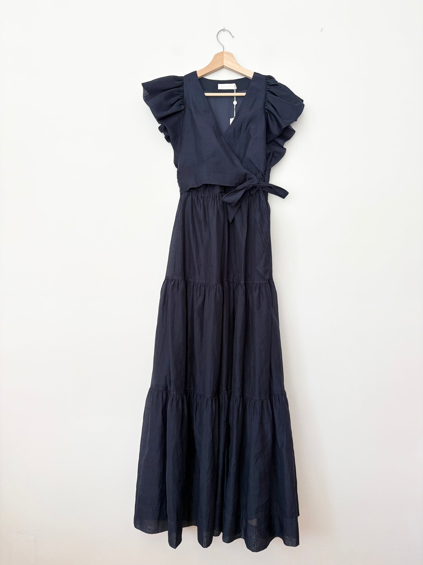 Robe longue étagée en organza Simkhai Petite