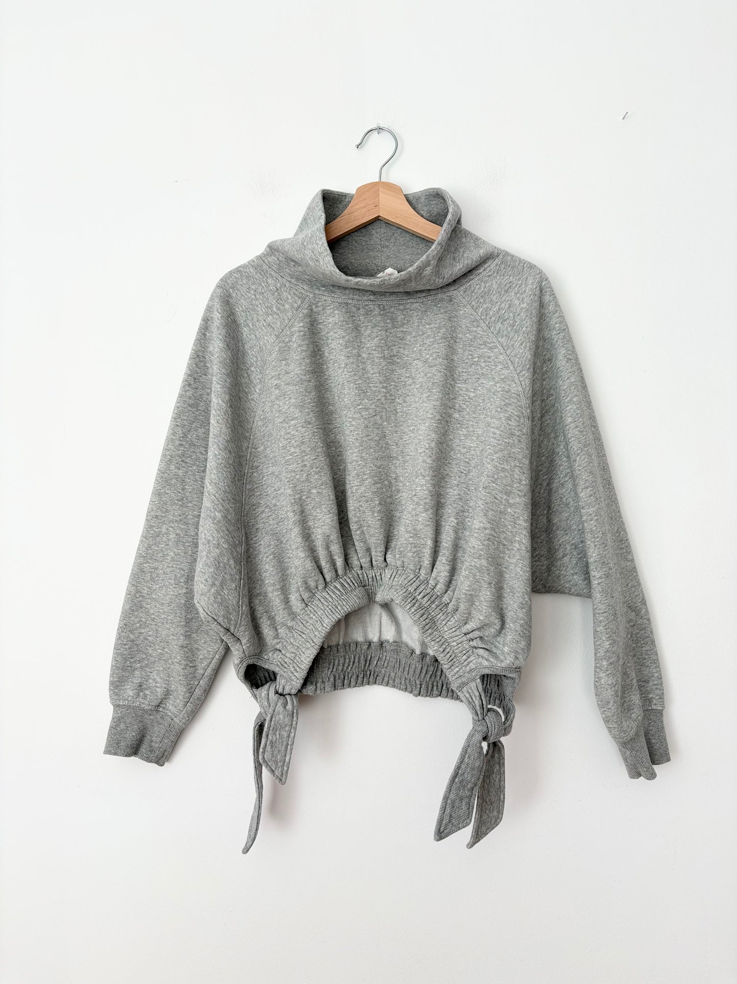 Daily practice Long sleeve funnel neck sweatshirt S/M
