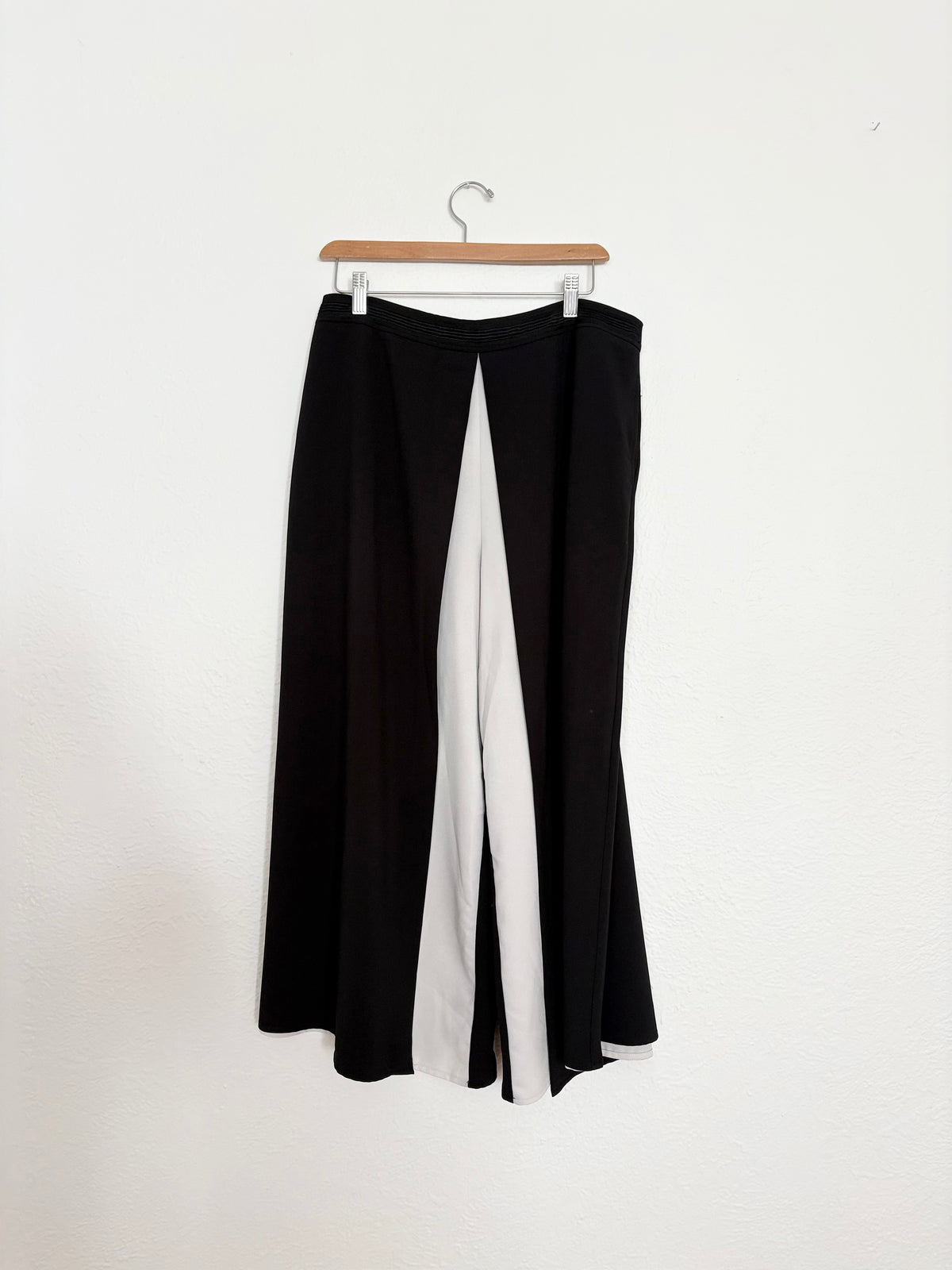Pantalon large bicolore Axara Paris W31