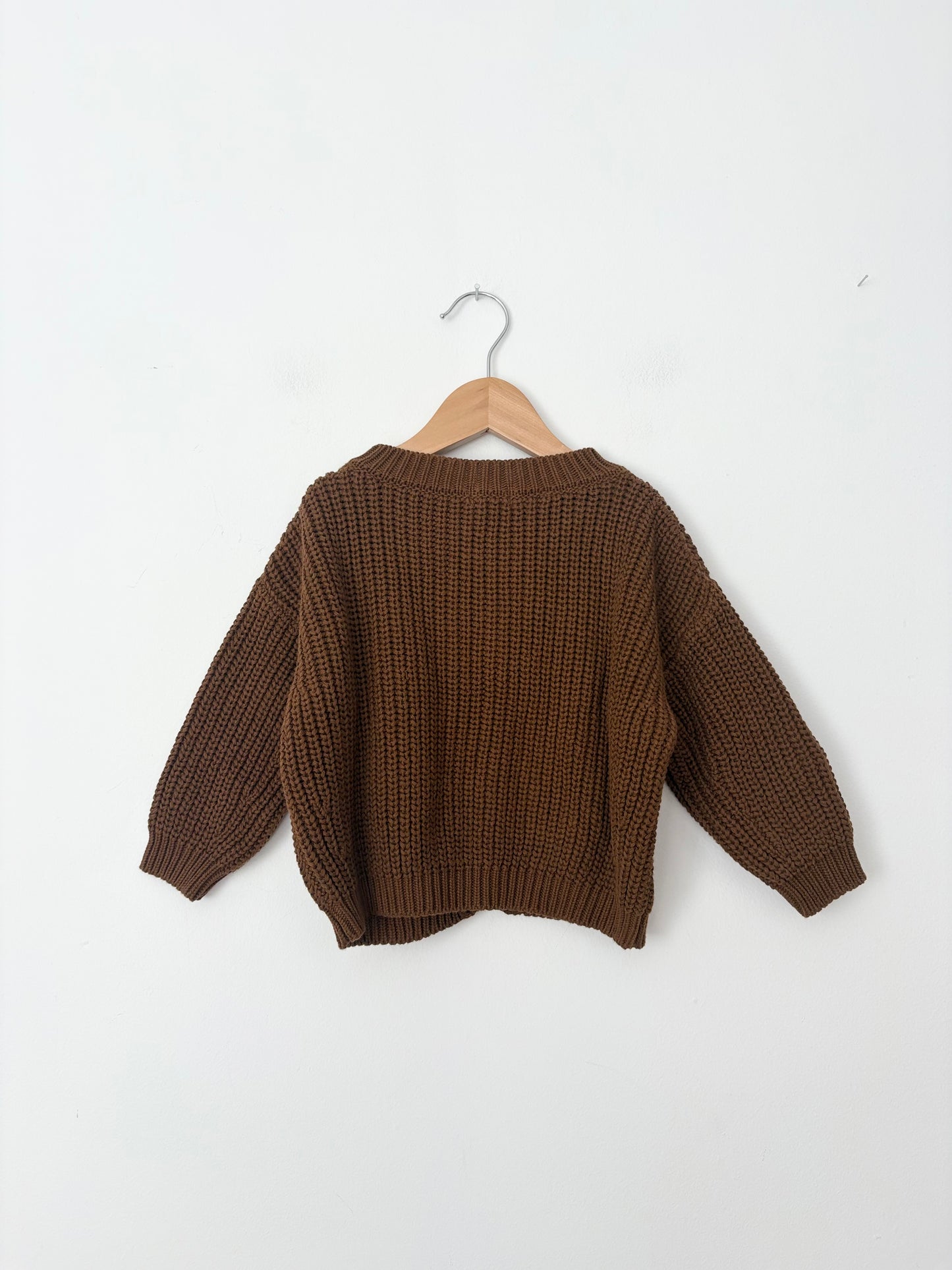 The simple folk chunky cardigan in rust 2/3Y