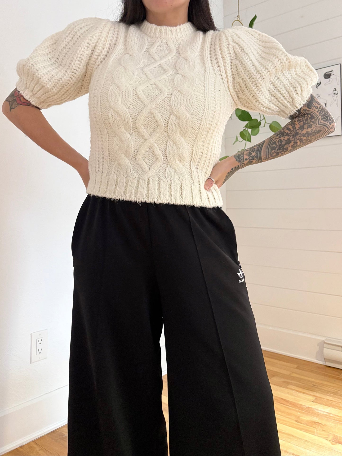 Industry cream cable knit puff sleeve sweater Medium