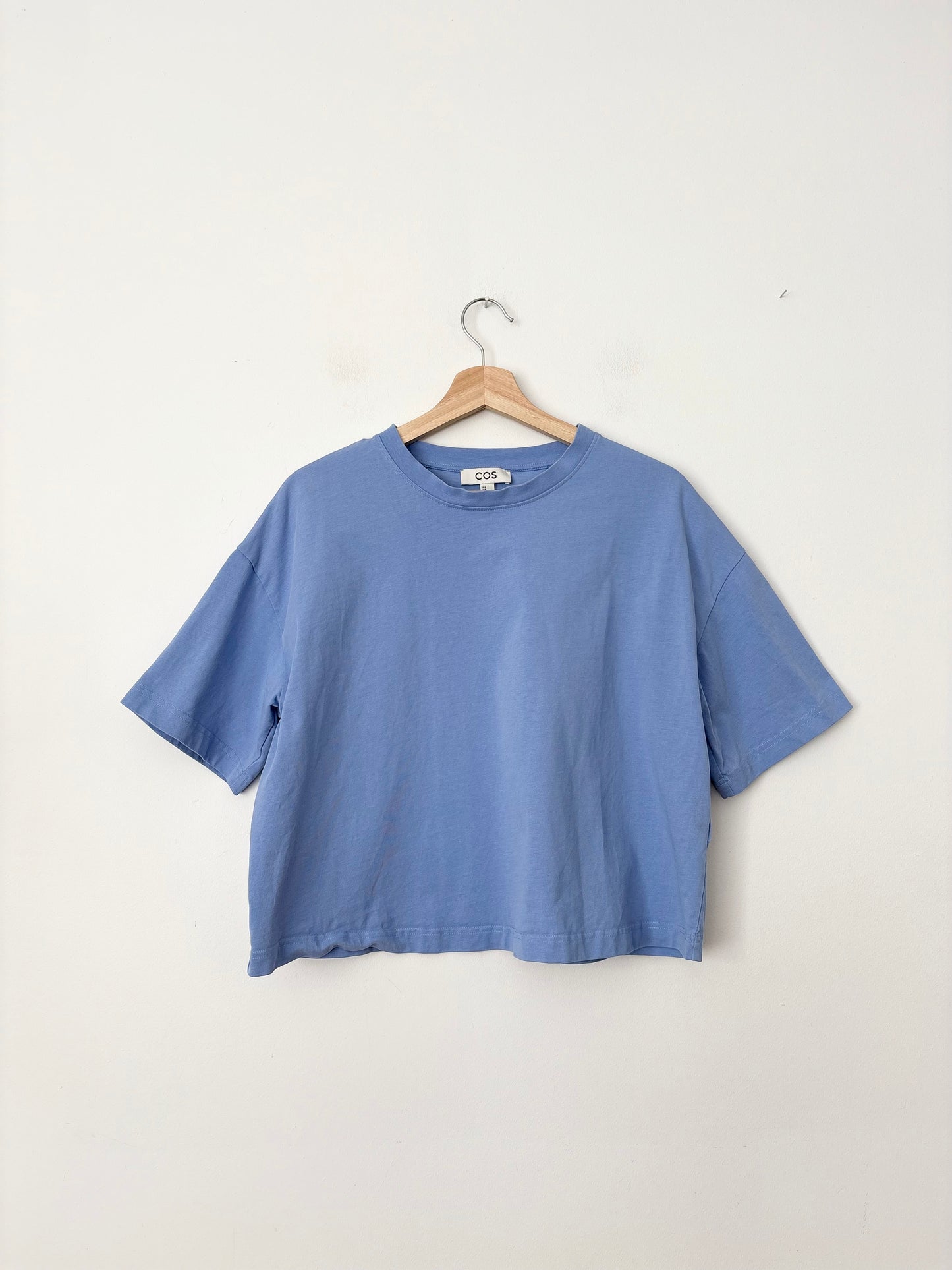T-shirt court coupe décontractée COS, taille M