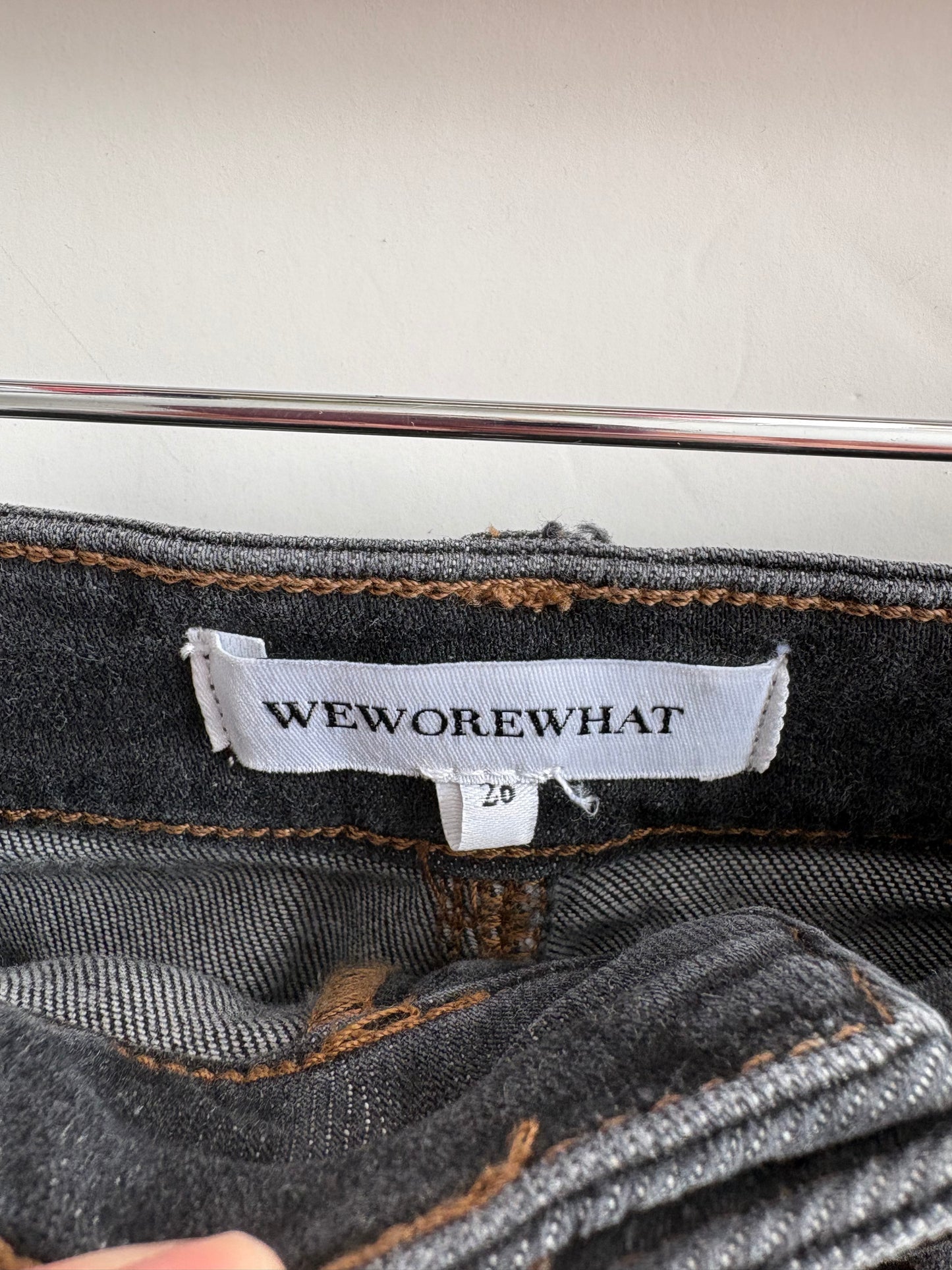 Weworewhat High rise boyfriend shorts W26