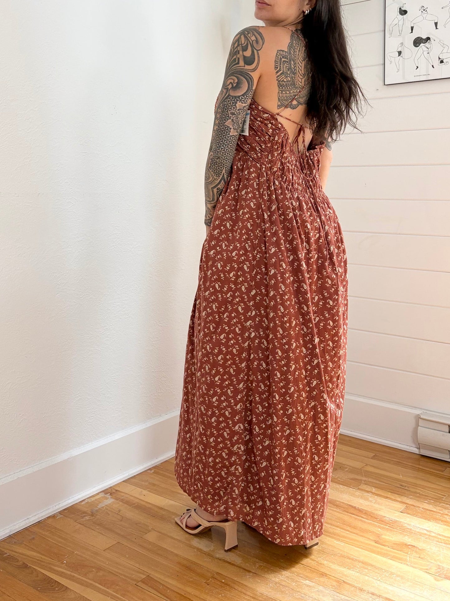 Treasure & Bond smocked floral midi dress Large