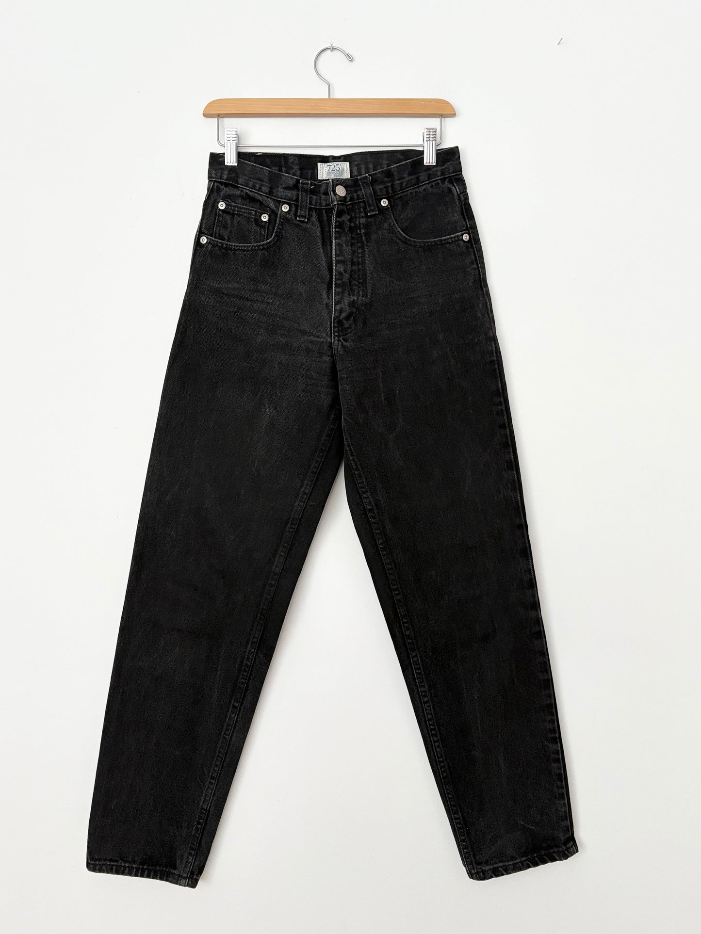 Vintage 725 black tapered jeans W26