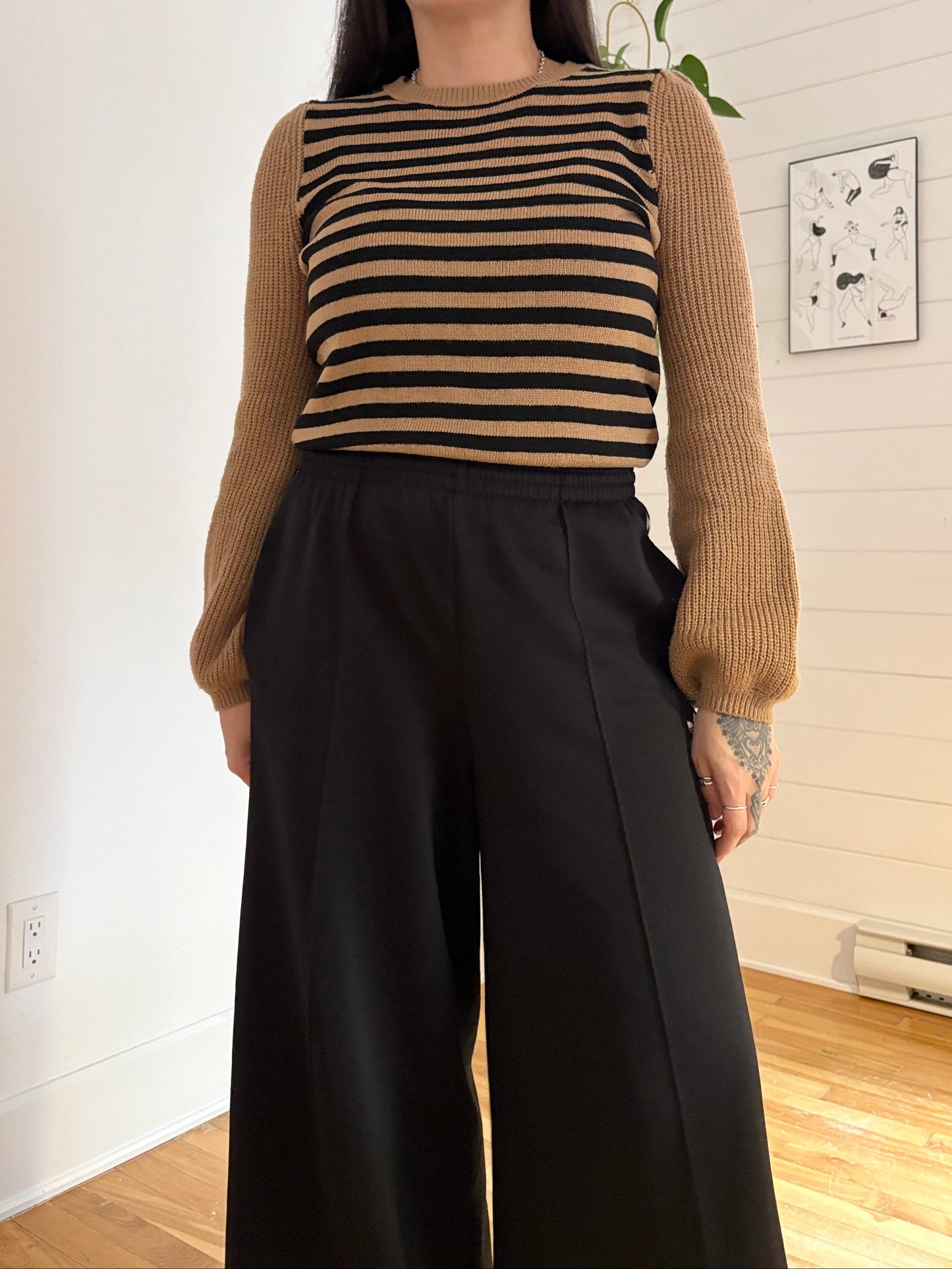 Whowhatwear stripe puff sleeve sweater Small