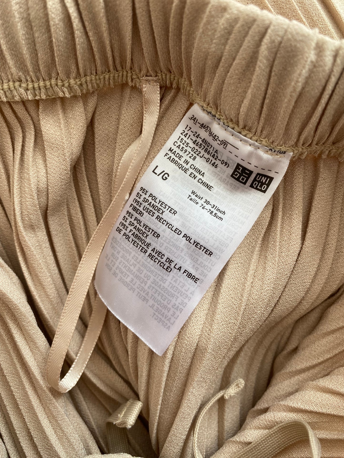 Uniqlo pleated set L/XL