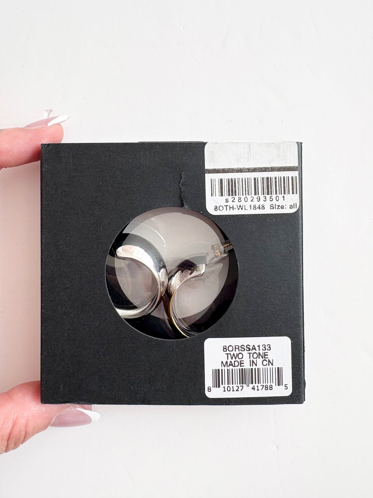 8 other reasons two tone hoops