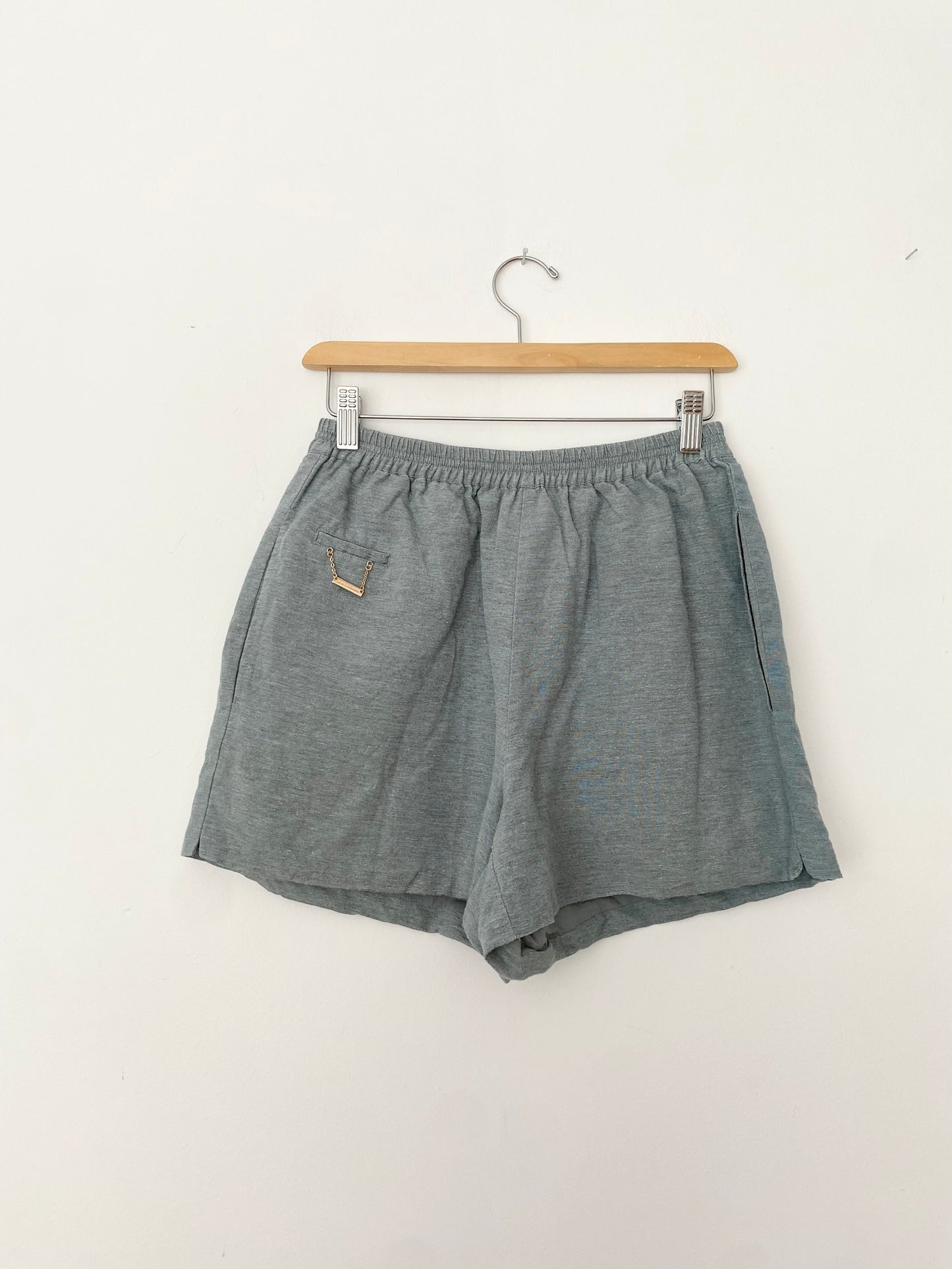 Short en mélange de chanvre et de soie Silk Laundry, taille S