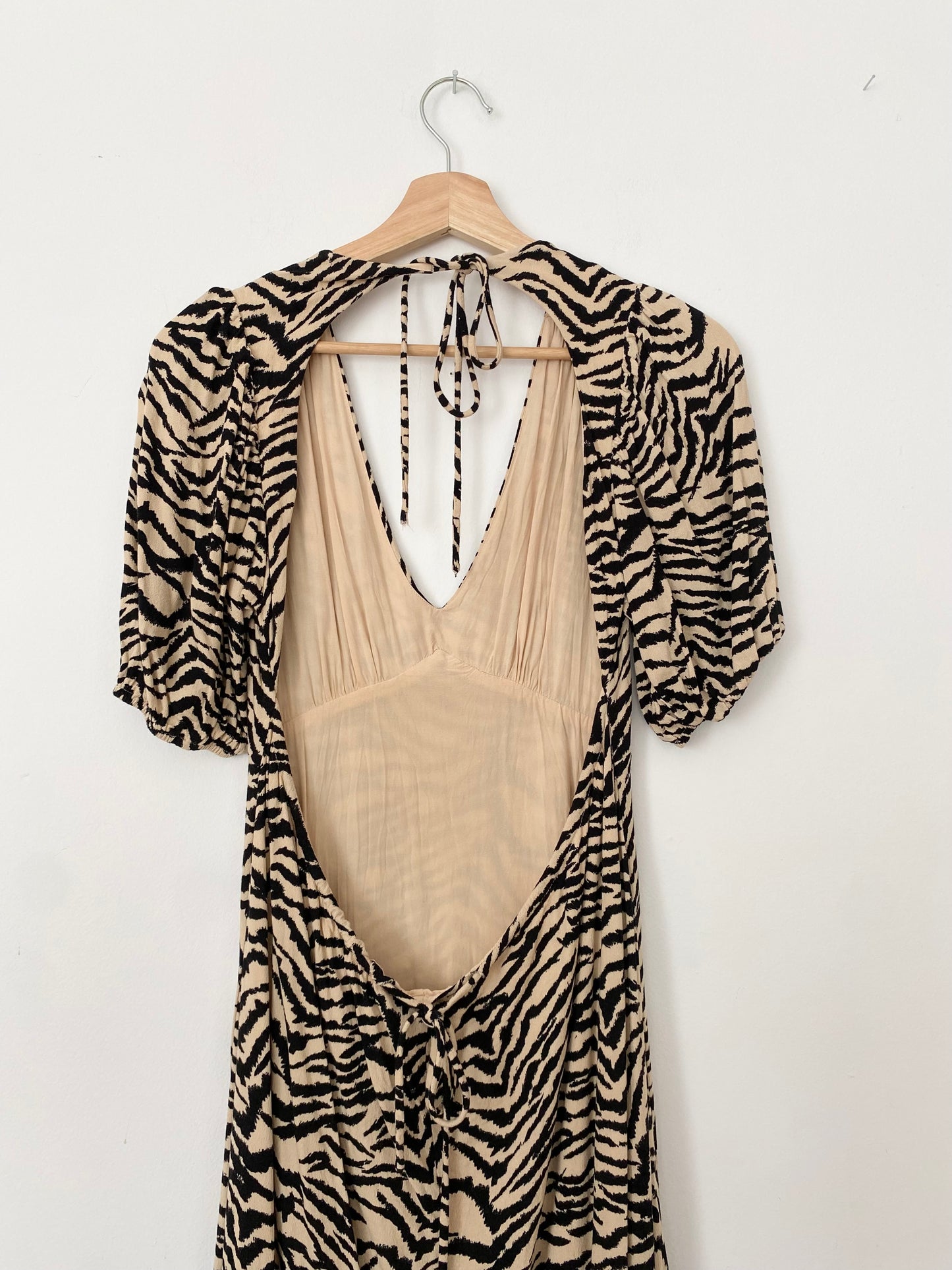 DISSH open back zebra maxi dress S/M