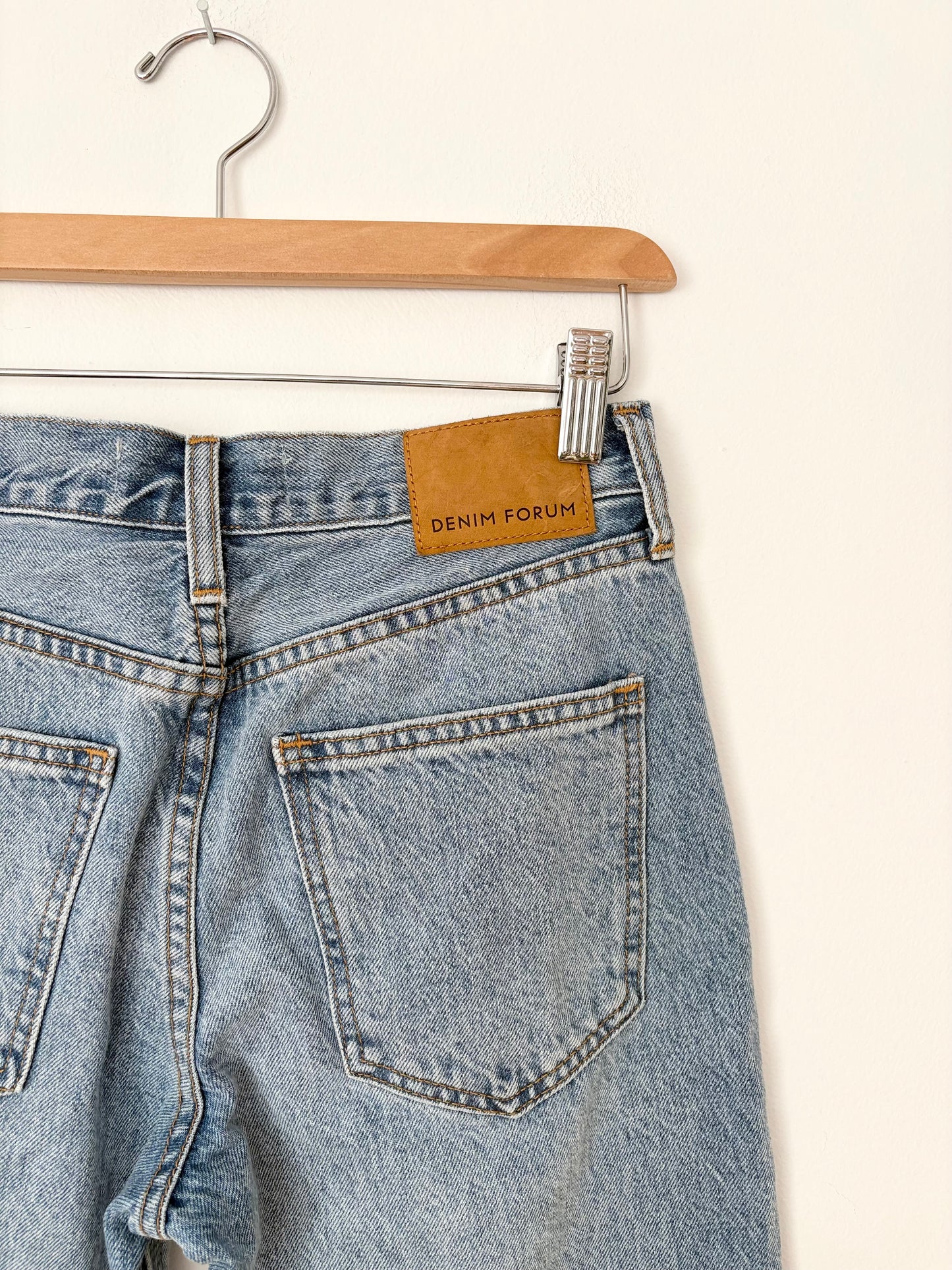 Denim Forum Joni mid rise loose W24