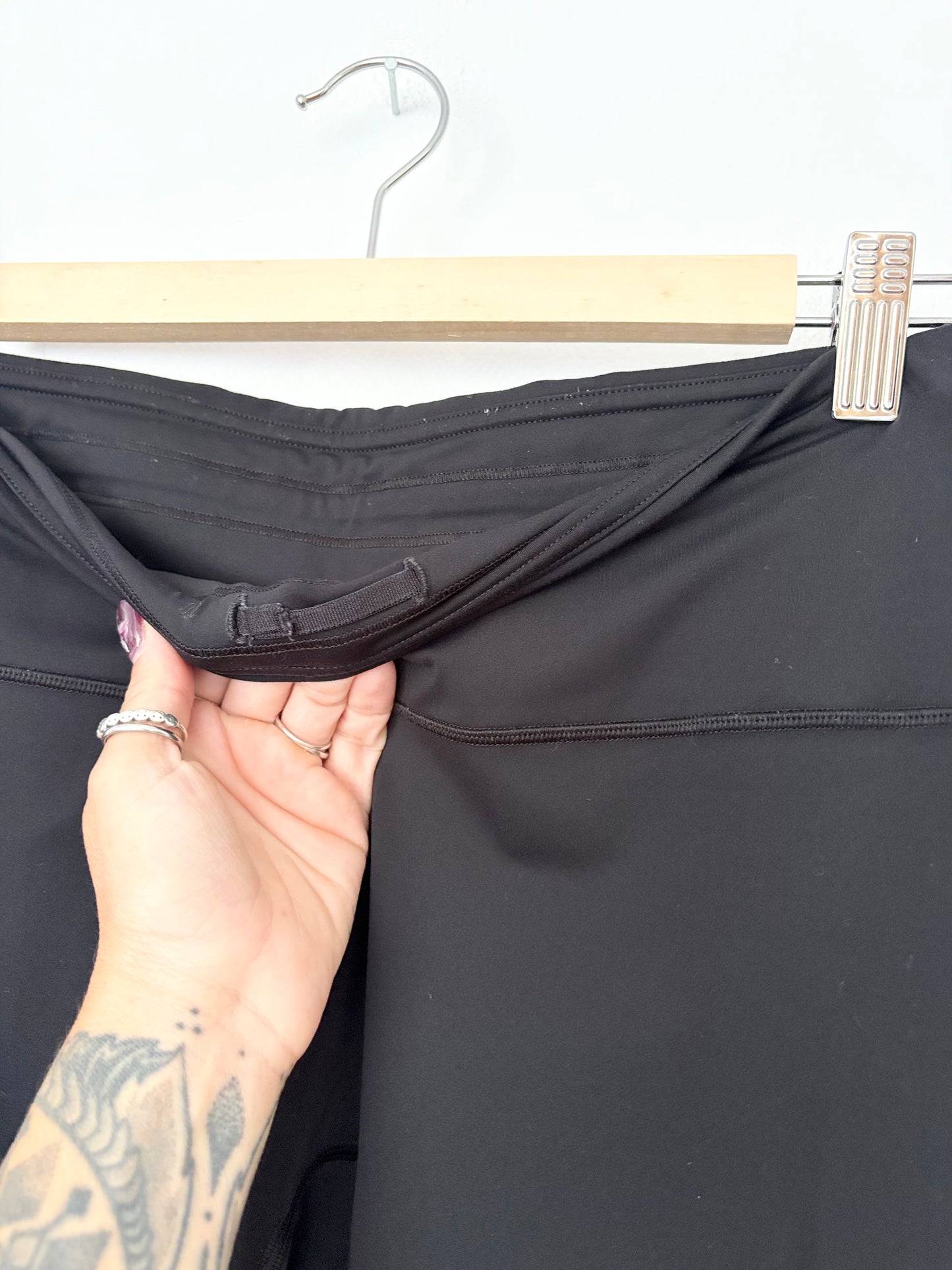 Lululemon inspire crop leggings size 8
