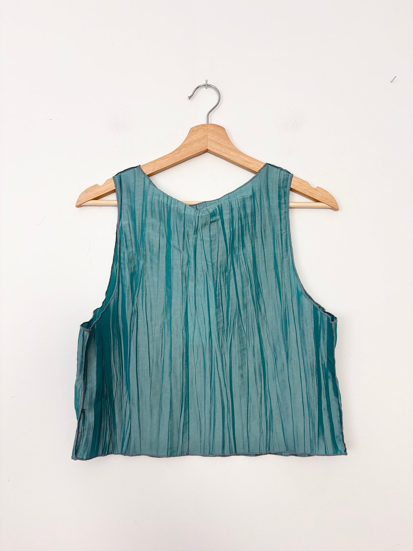 Urban Renewal pleated shimmer tank Medium