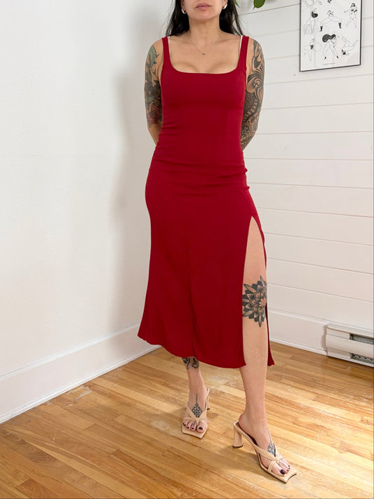 Reformation berry crêpe midi dress Small