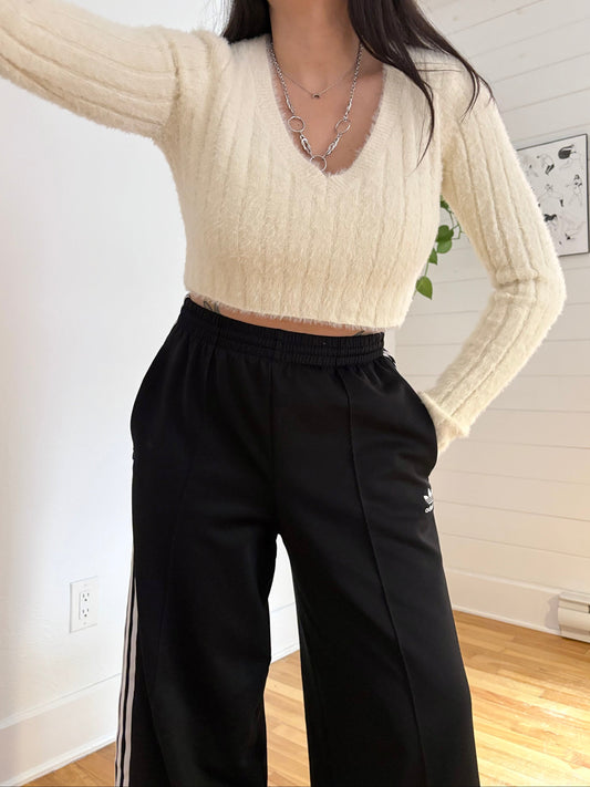 Urban Outfitters fluffy crop sweater Small