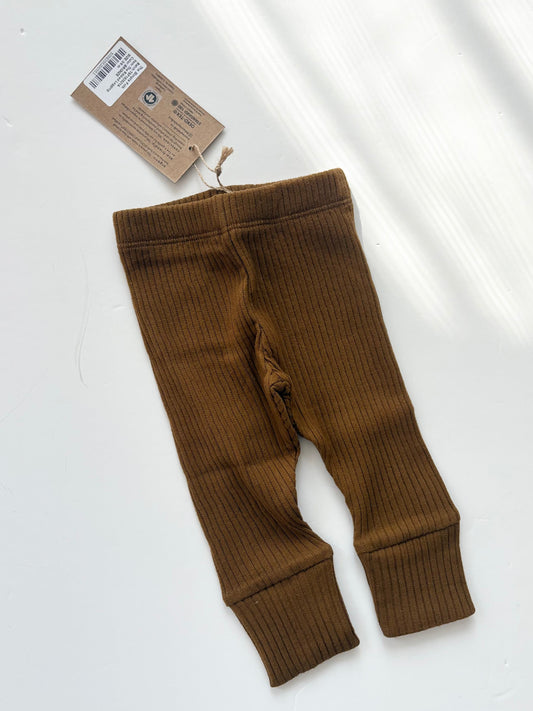 The simple folk ribbed legging in bronze 3/6months
