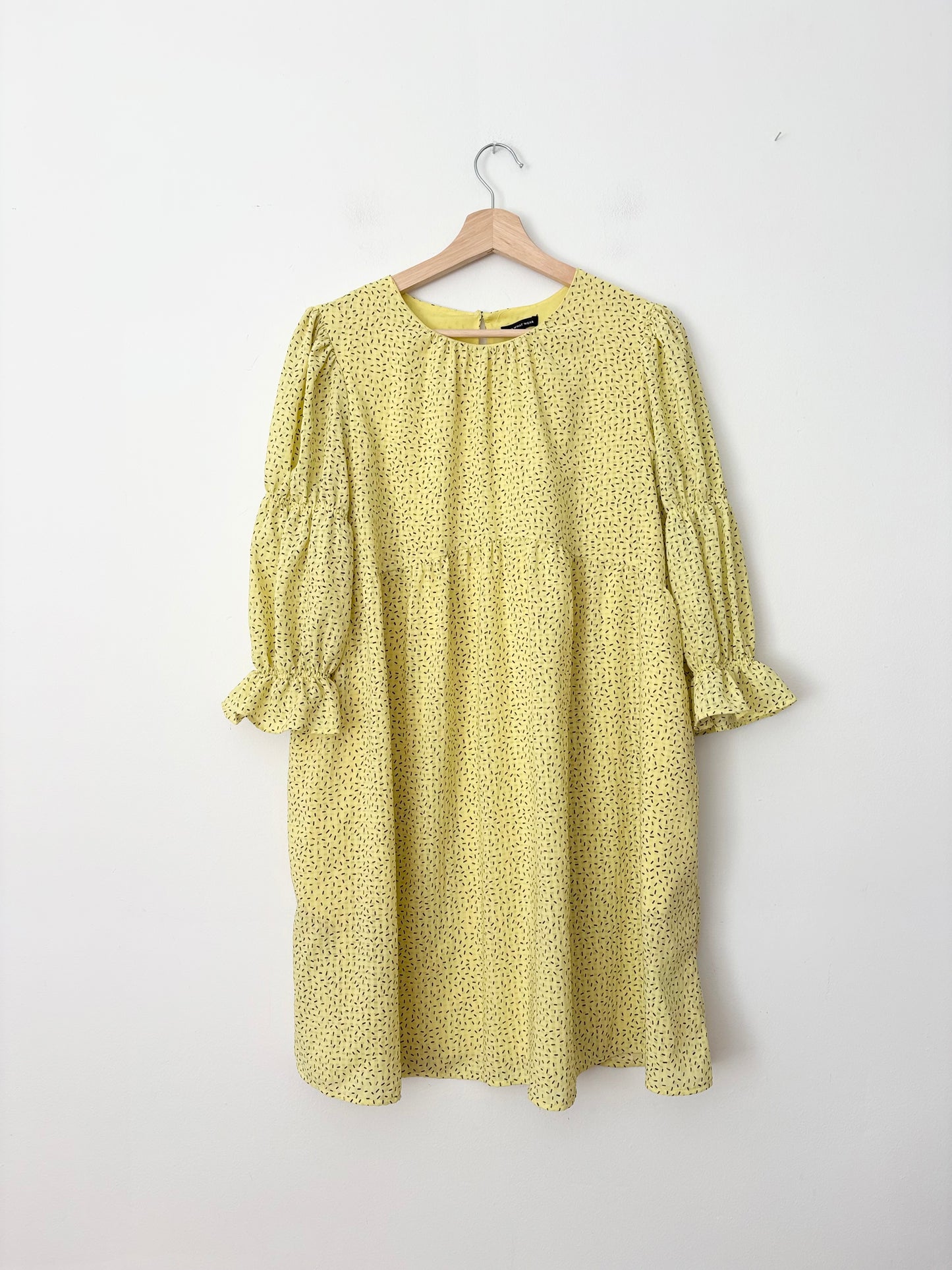 Whowhatwear baby doll mini dress Medium