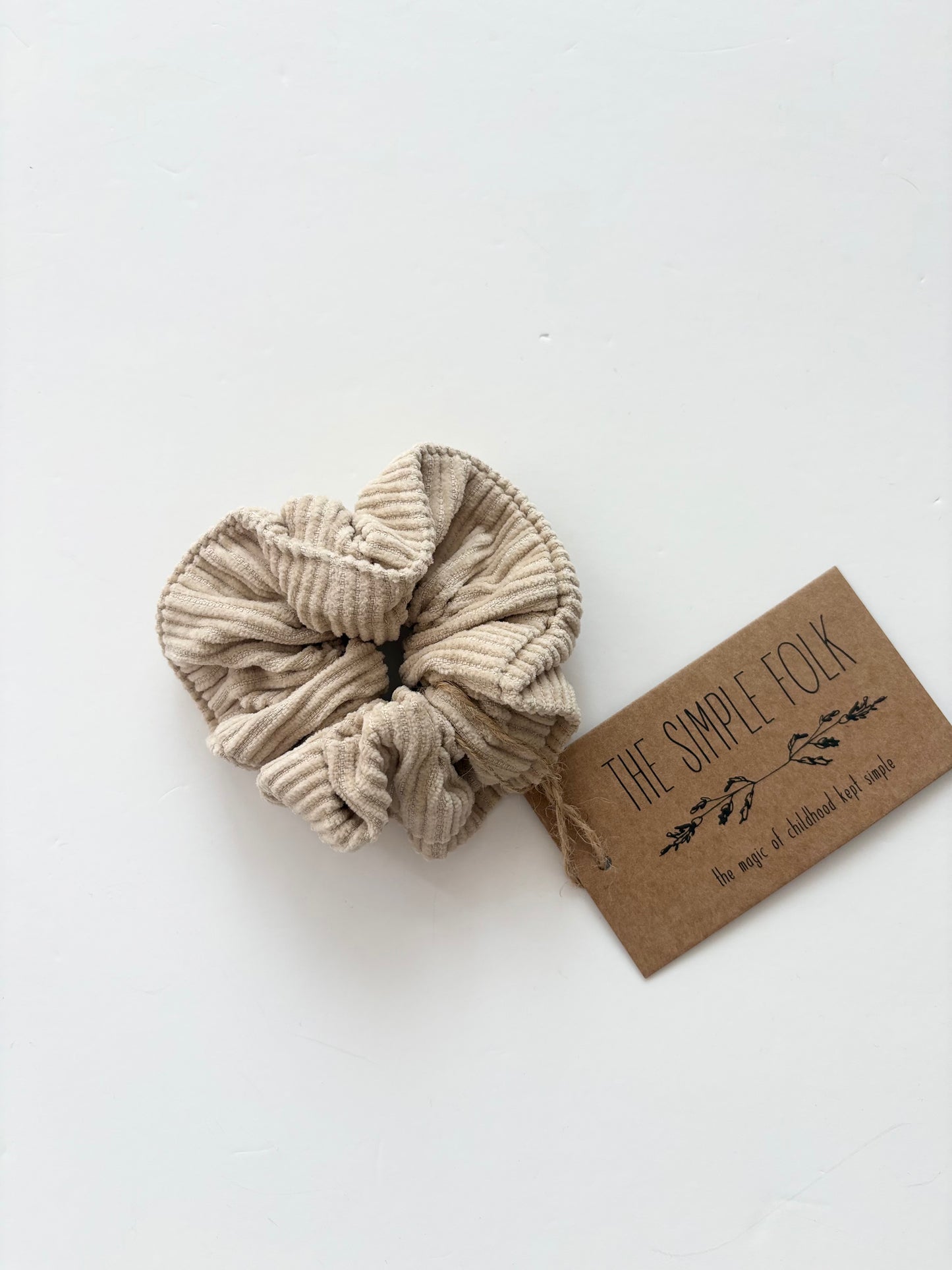The simple folk scrunchie O/S