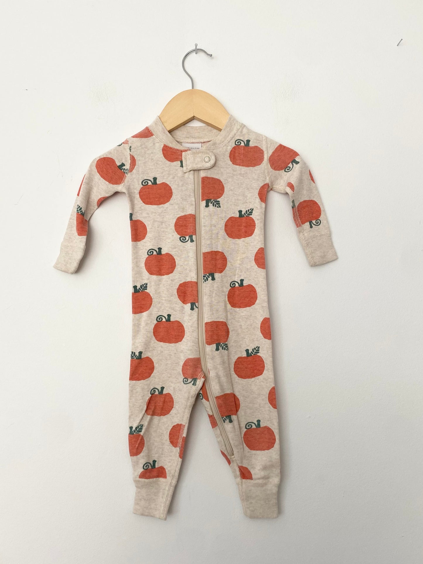 Hanna Anderson pumpkin pyjama 6/12months