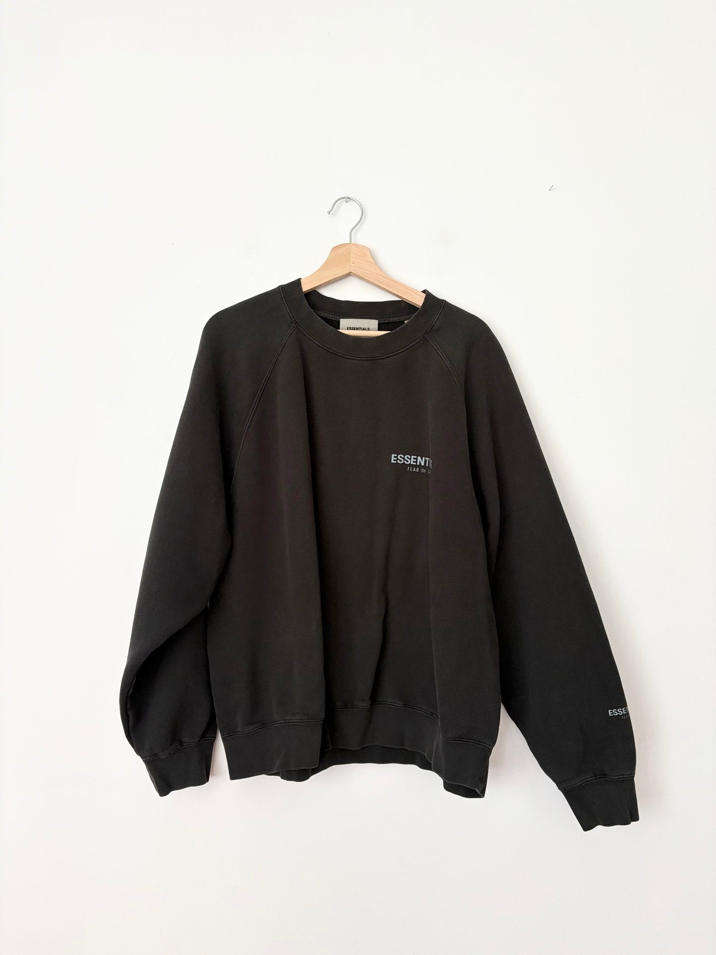 Essentials FOG crewneck sweatshirt L/XL