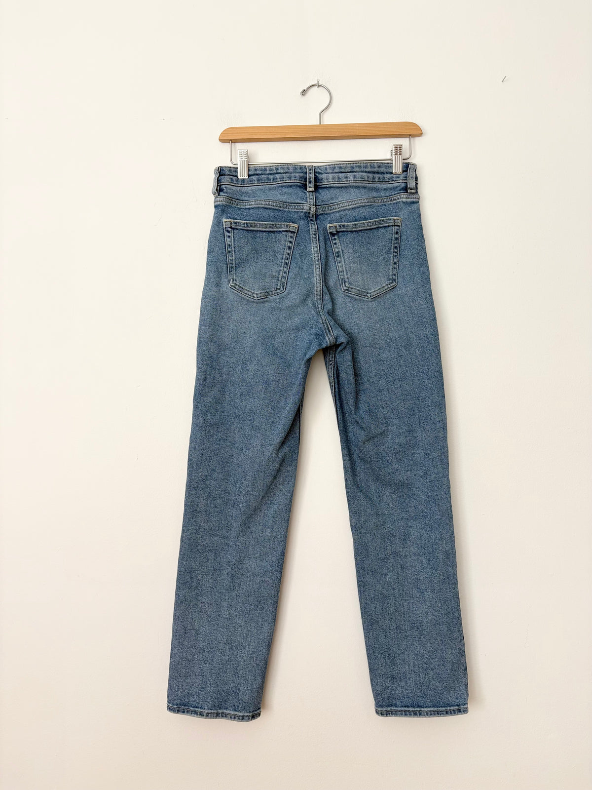 COS slim straight ankle length jeans W26