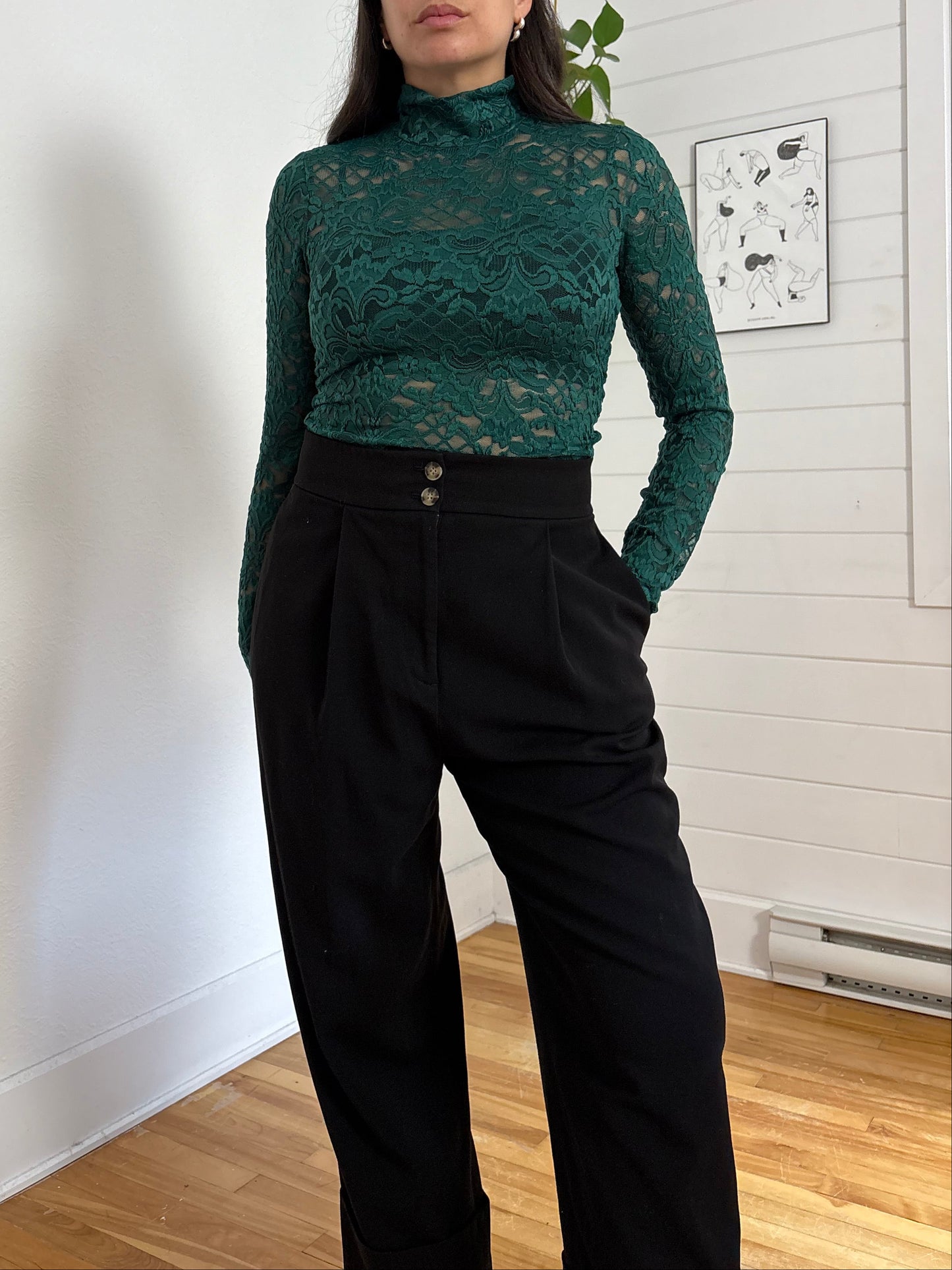 AFRM green lace turtleneck Medium