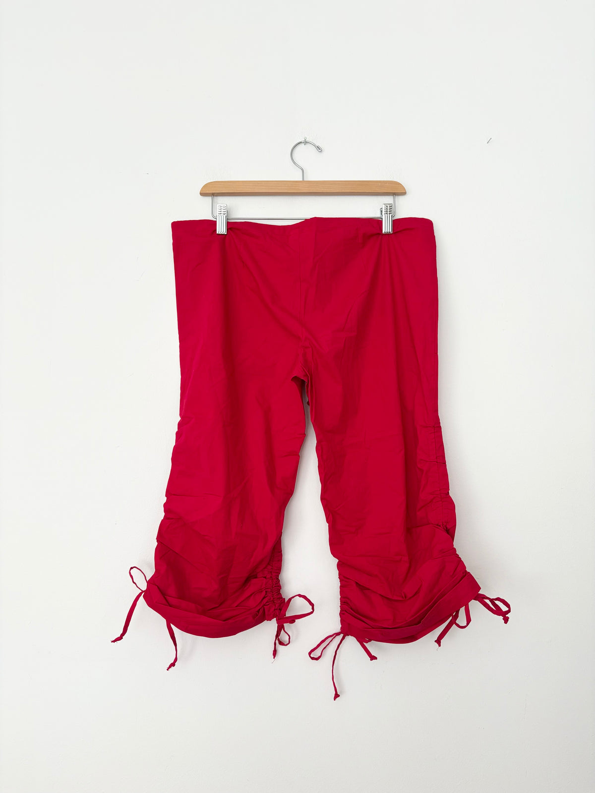 Y2K Garage low waist adjustable capris M/L