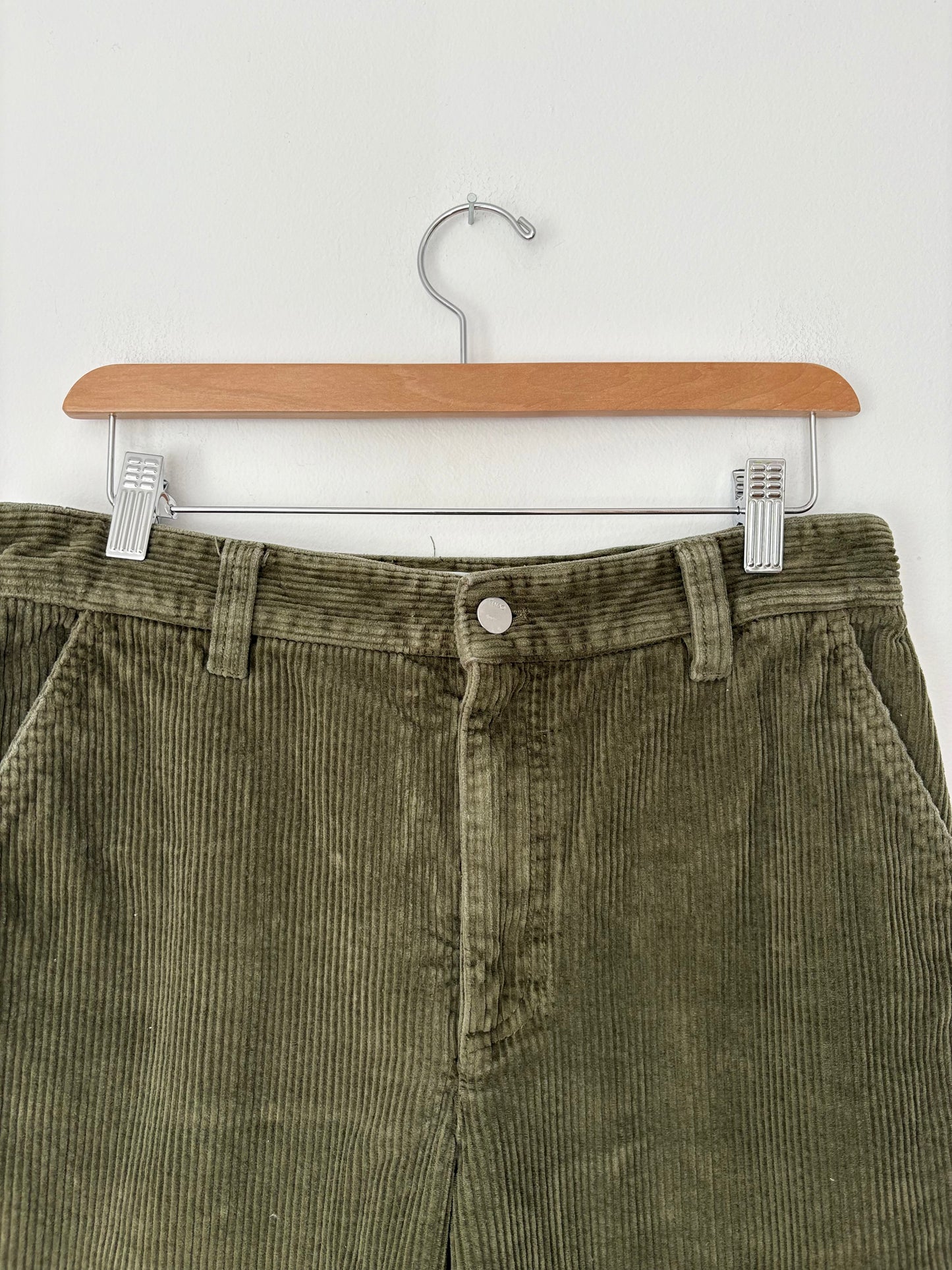 TNA ripcord corduroy pants W29