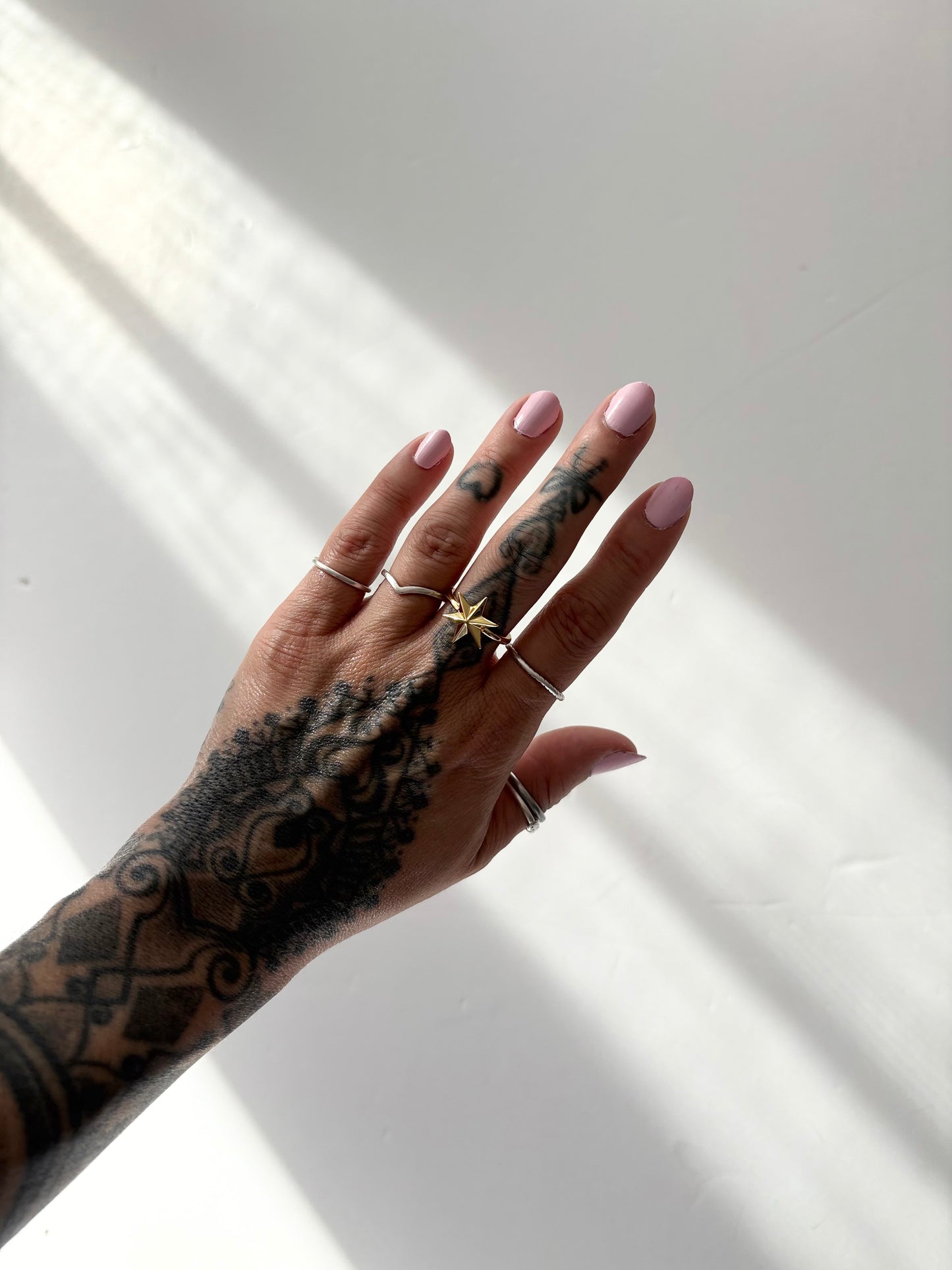 Noir NYC gold star ring