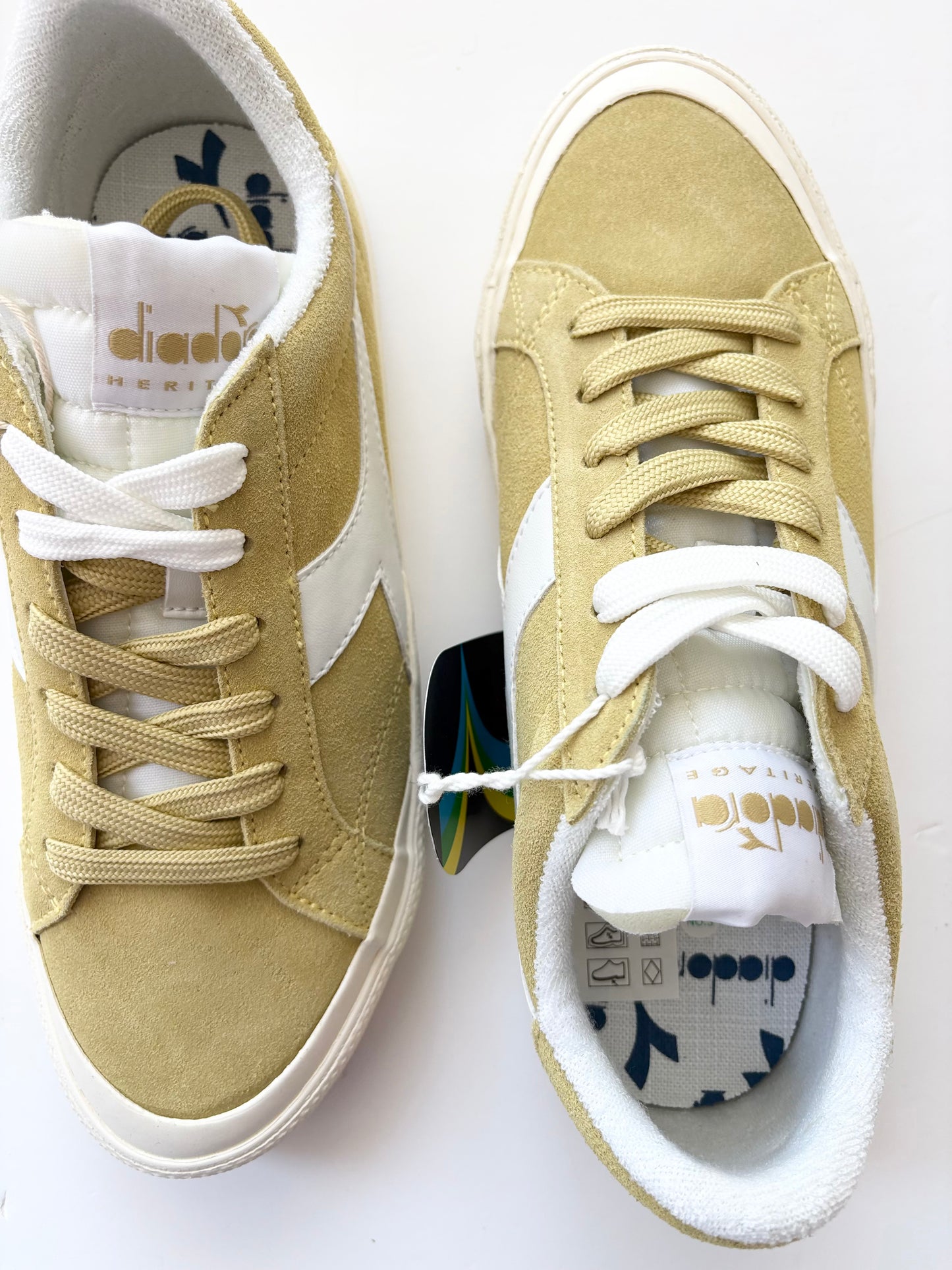 Diadora Melody suede trainers US7.5