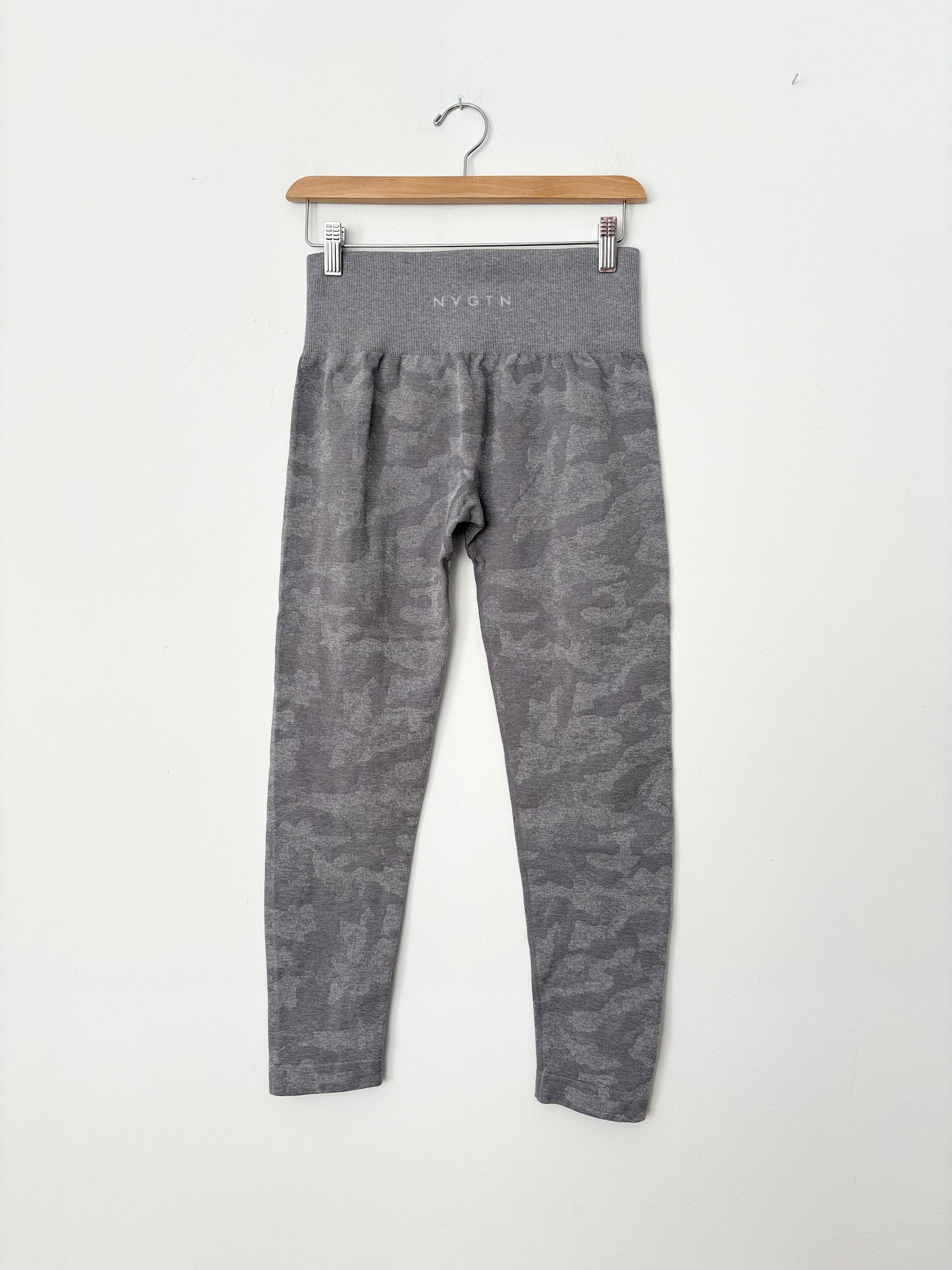 NVGTN grey camo seamless leggings Medium