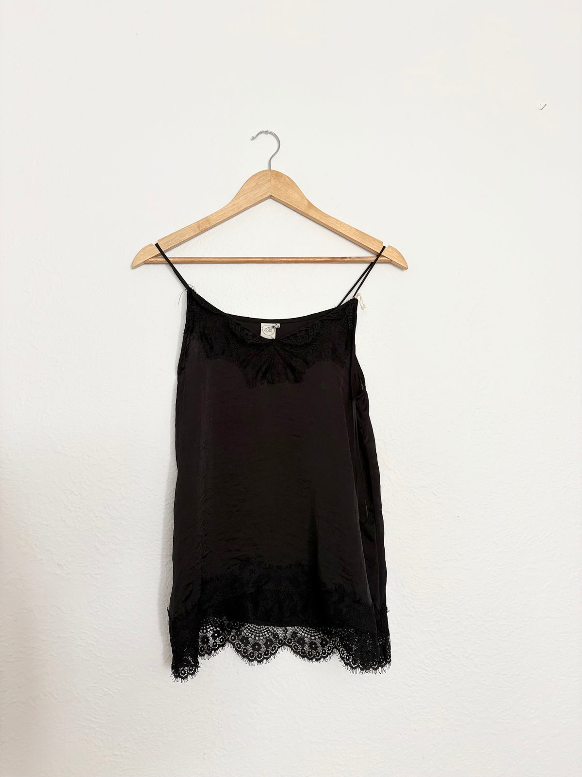 Camisole en satin à détail en dentelle paper crane Taille S