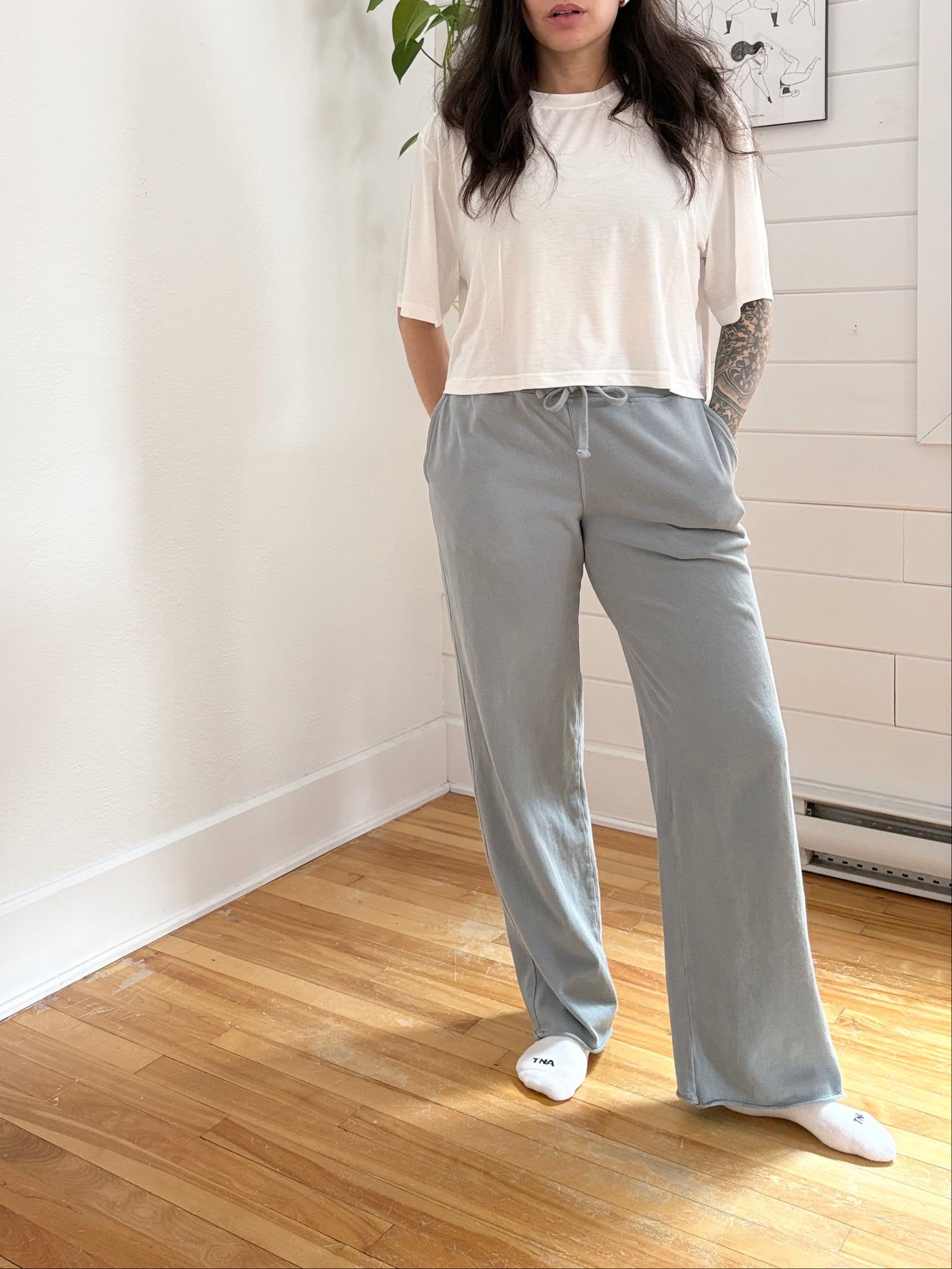 Barefoot Dreams wide leg sweatpants Medium