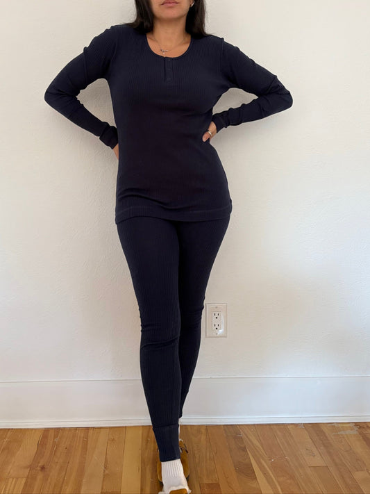 The simple folk ribbed top in indigo *Multiple sizes*