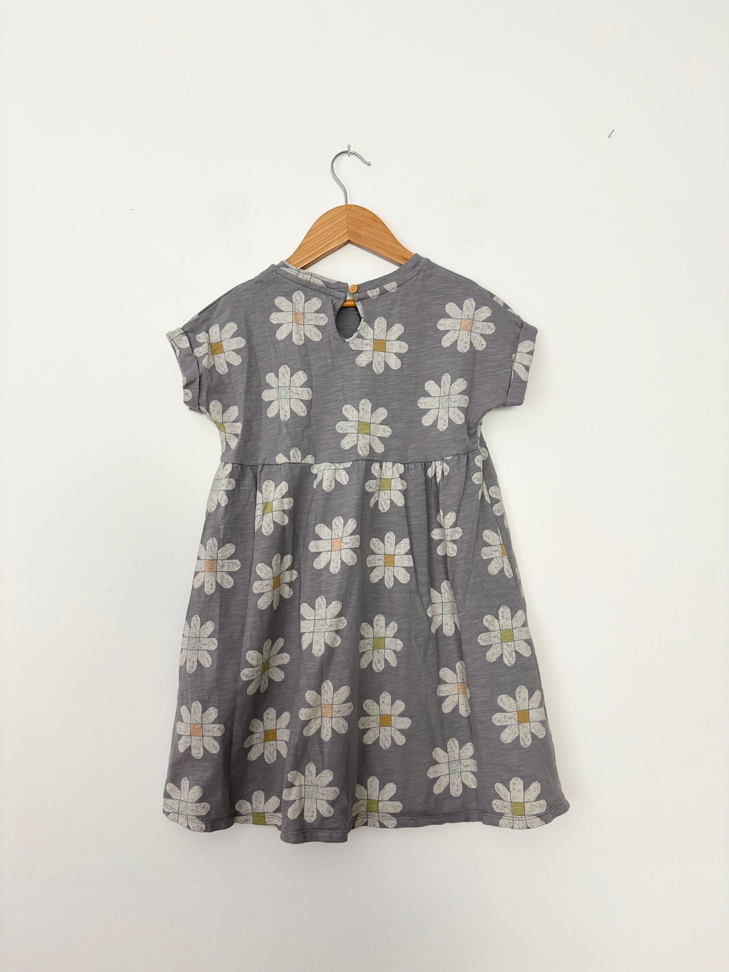 Little co. floral dress 7Y