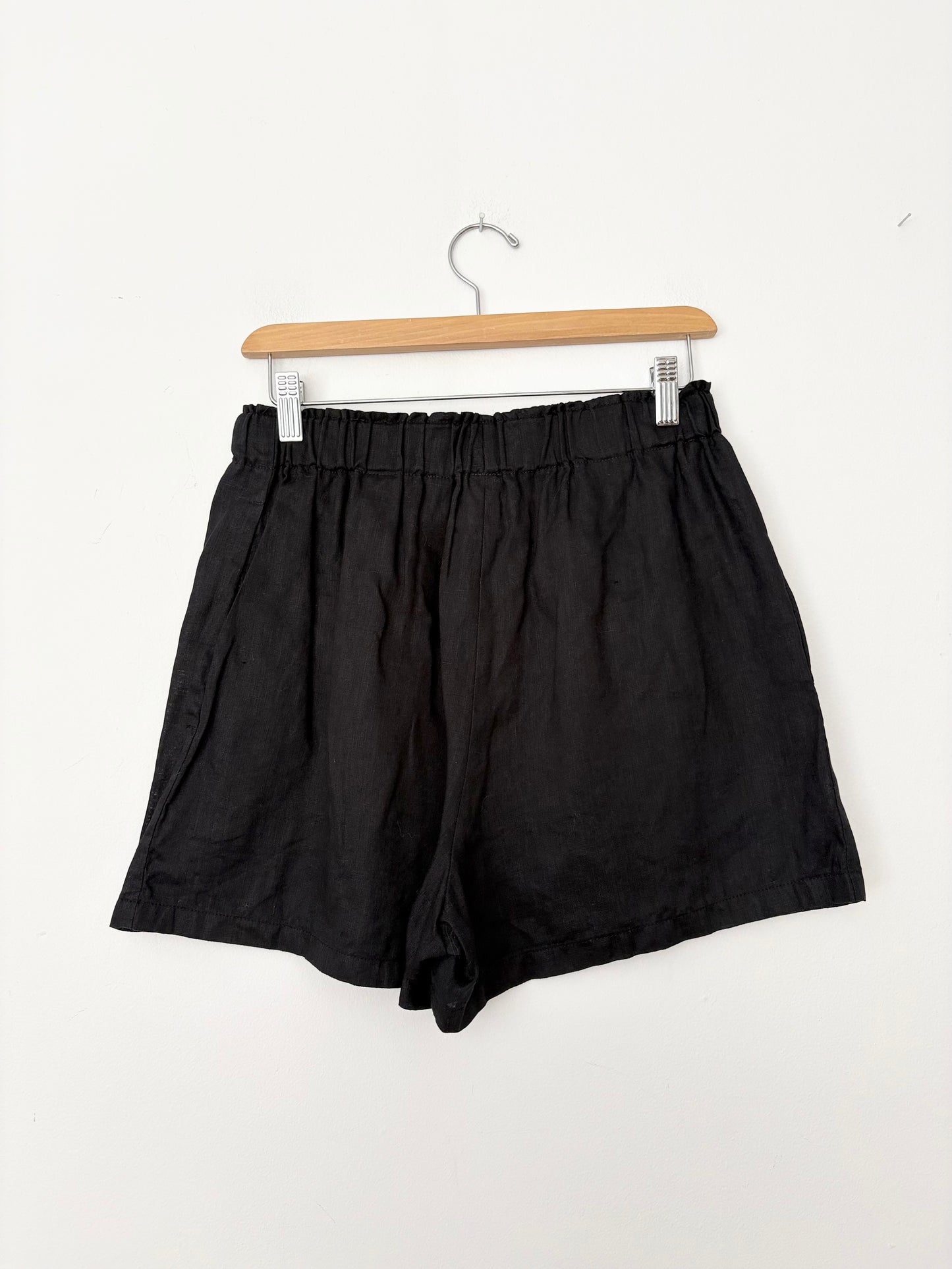 The thrities by GK linen shorts Medium