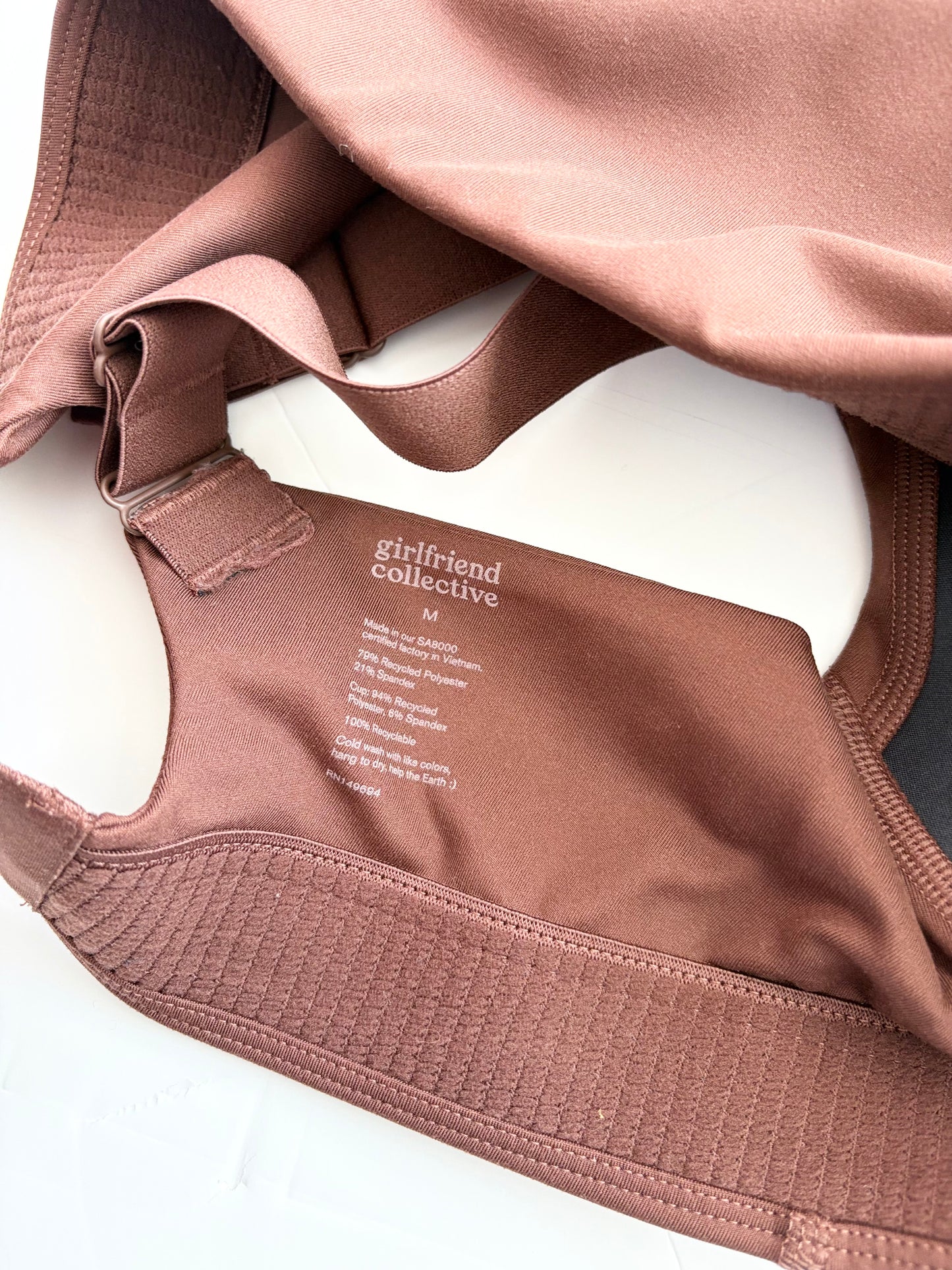 Soutien-gorge de sport Simone High de Girlfriend Collective, taille M