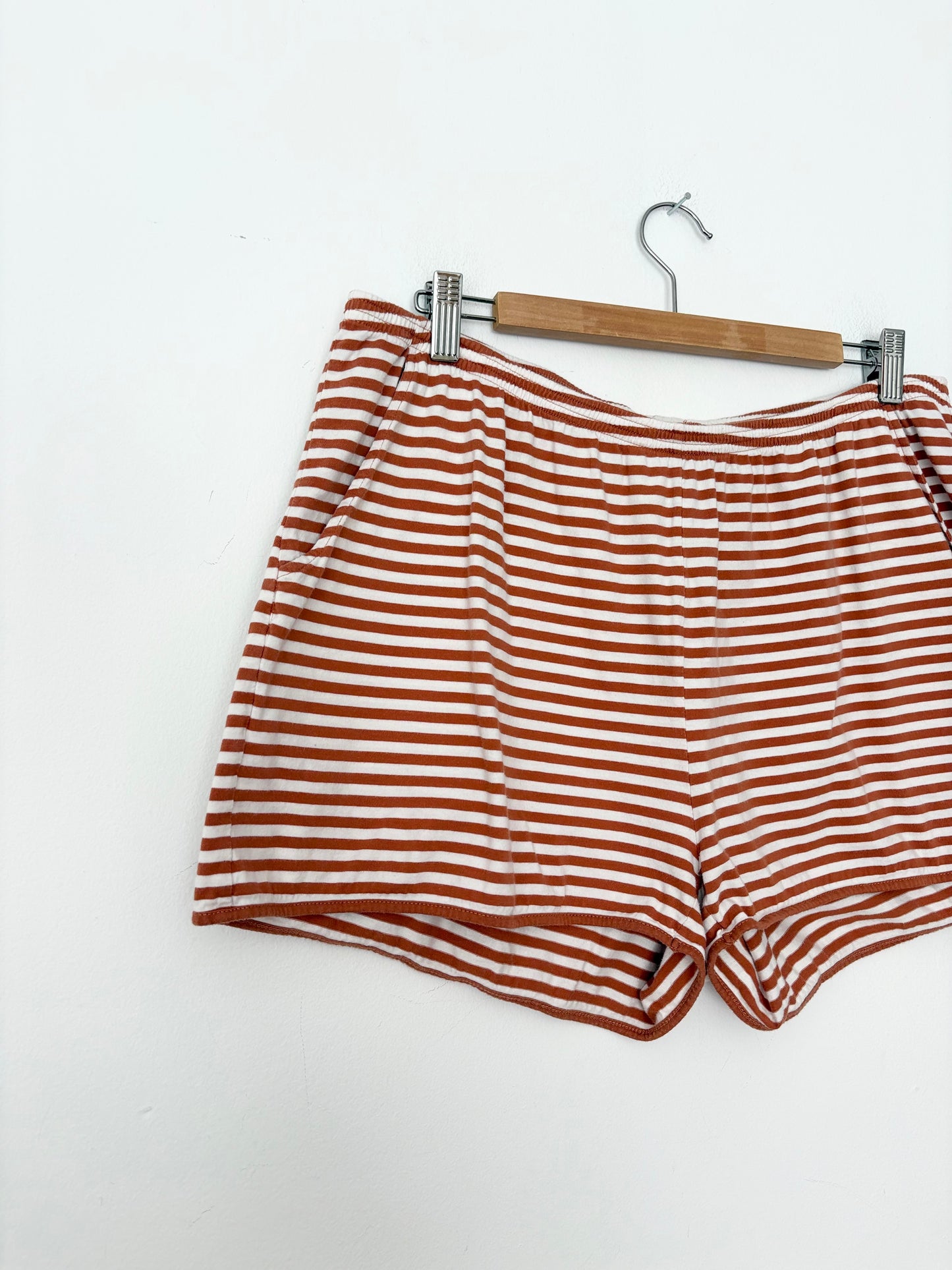 Kule The short in bronze & white XXL