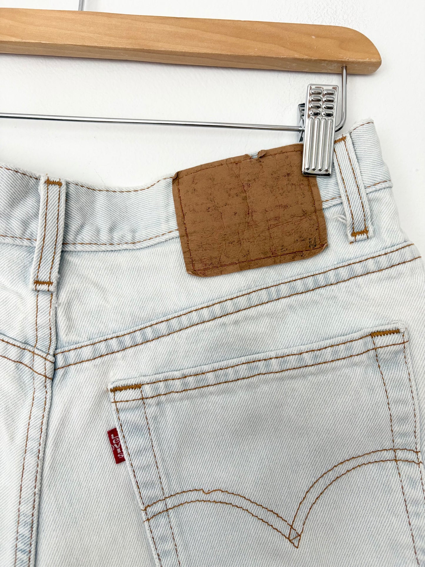 Vintage light wash levis cutoffs W28