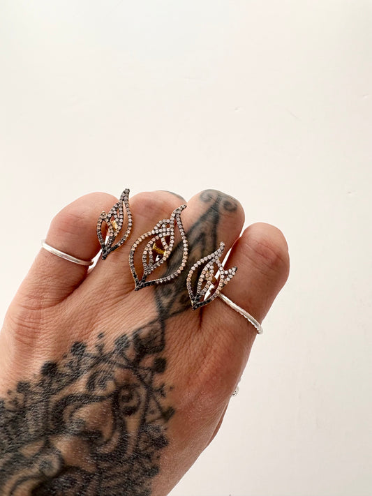 Noir NYC Sparks double ring