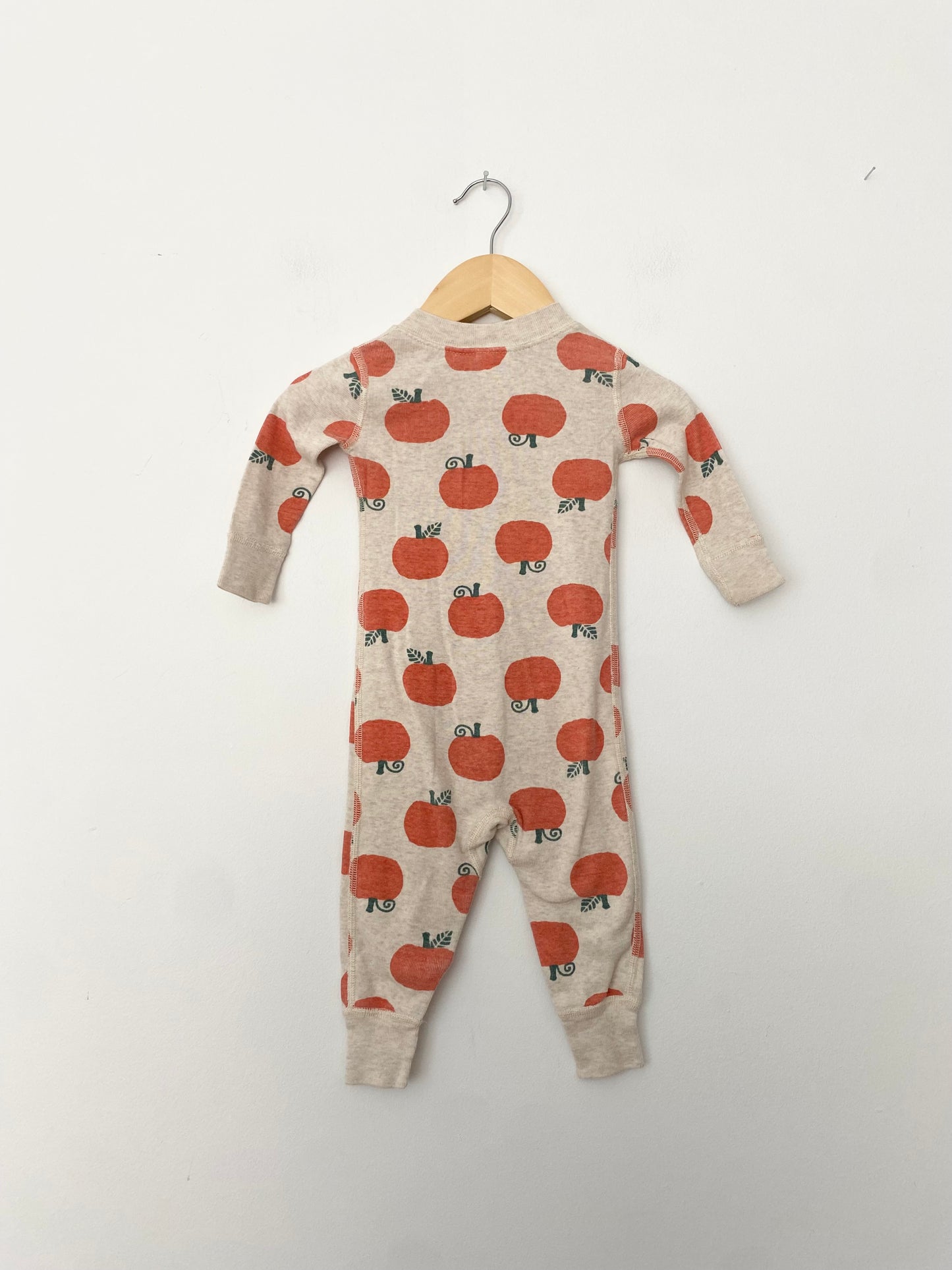 Hanna Anderson pumpkin pyjama 6/12months