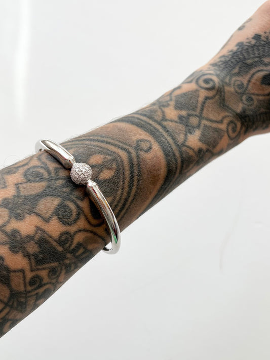 Noir NYC Juli cuff bracelet