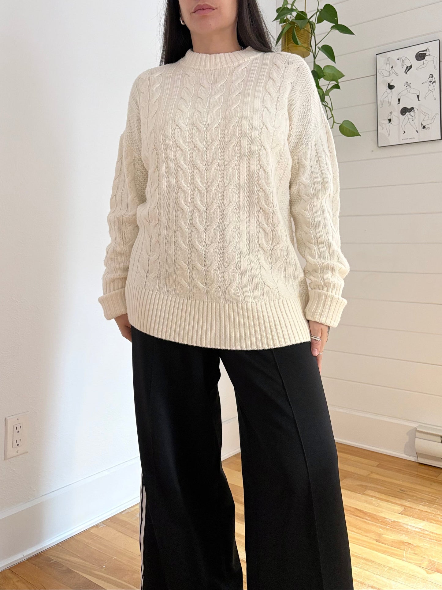 Banana Republic wool-cashmere cable knit sweater S/M