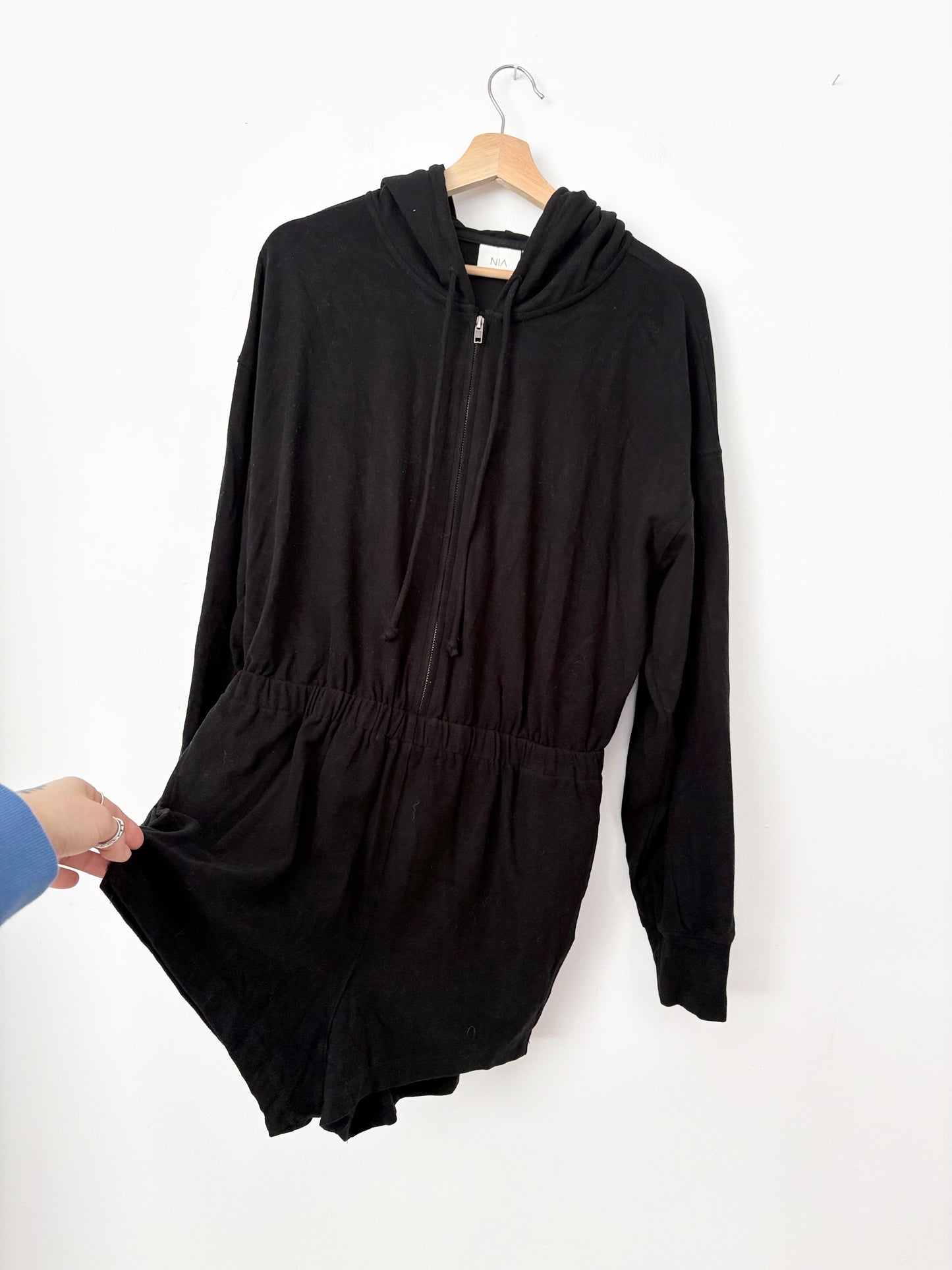 NIA gemini hooded long sleeve romper Large