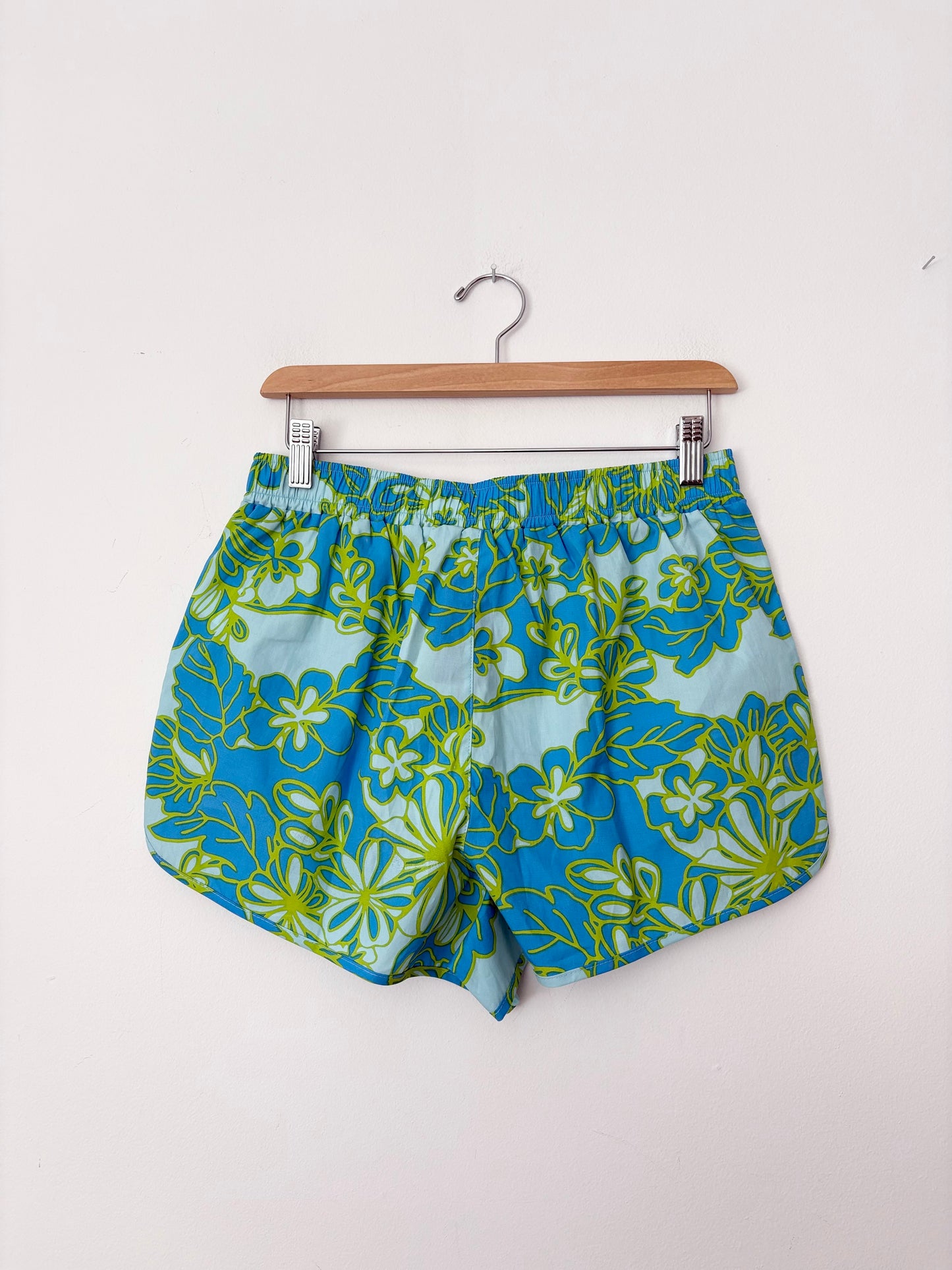Urban Renewal tropical shorts Medium