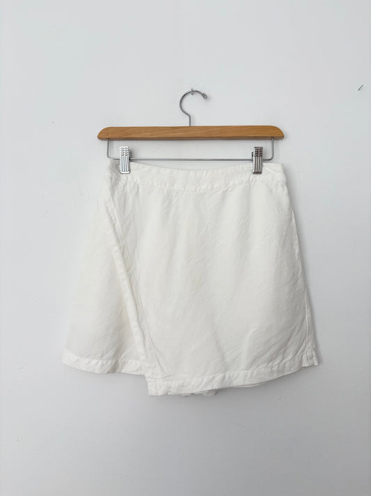 YFB white linen skort Small